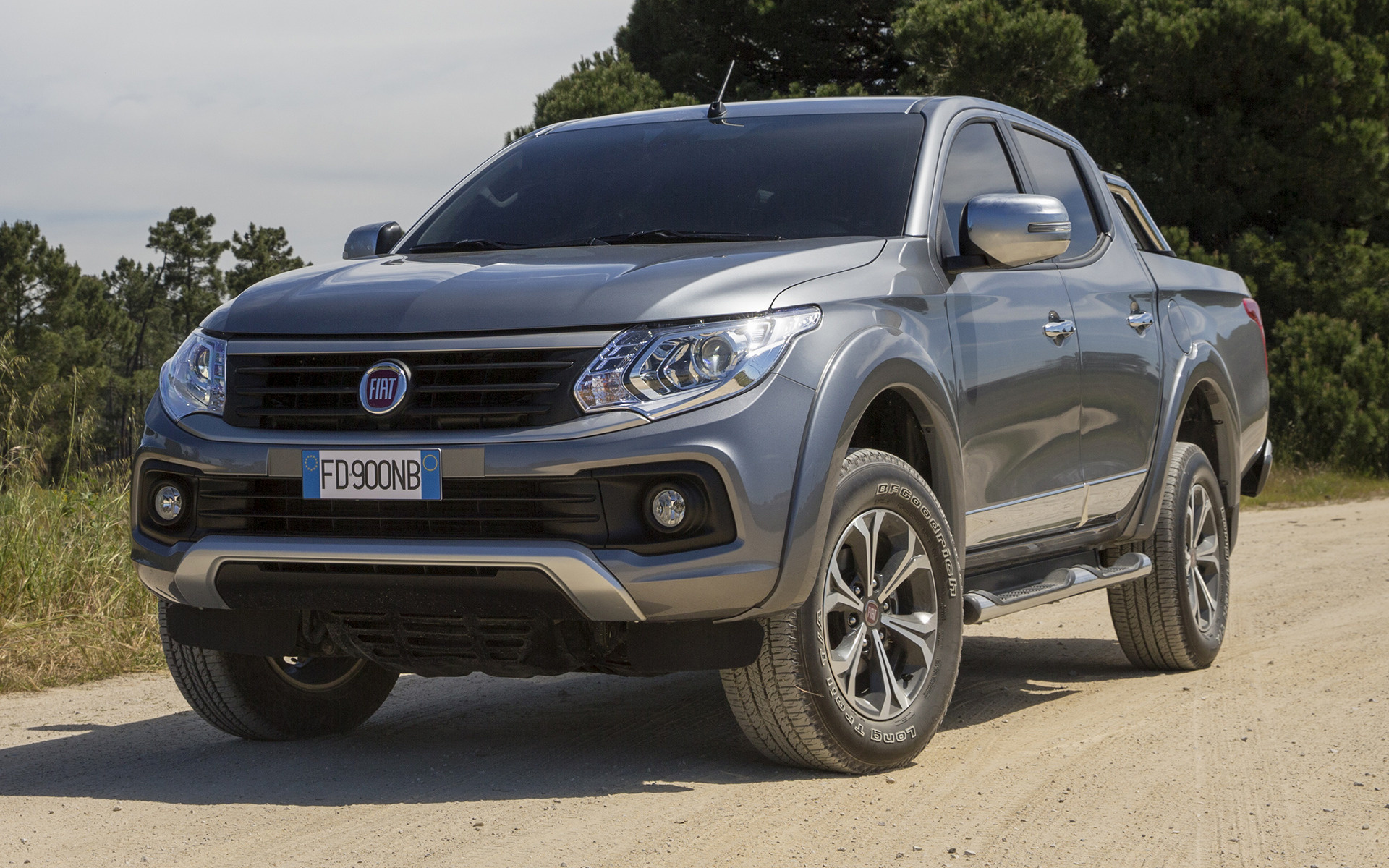 Fiat Fullback Wallpapers