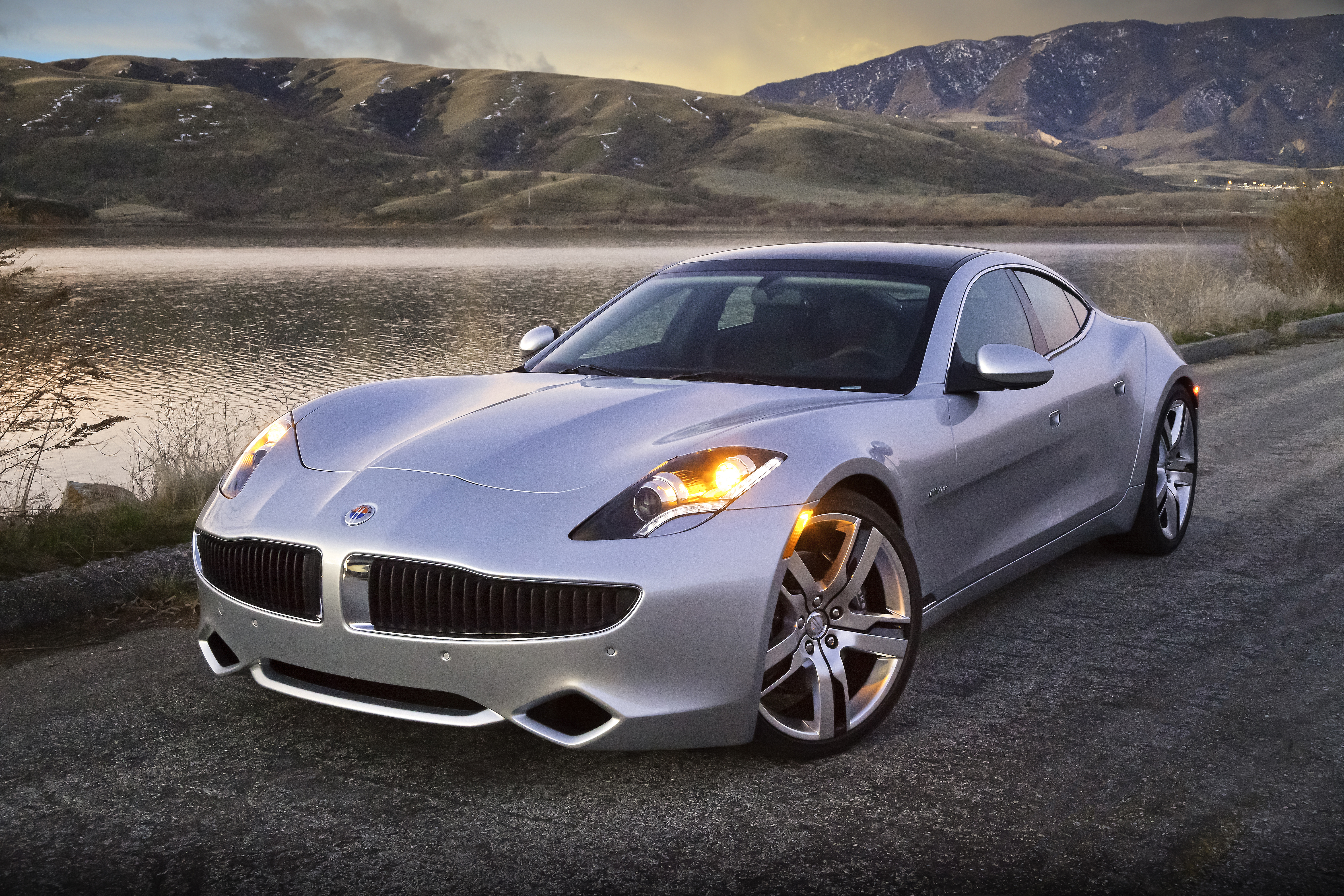 Fisker Surf Wallpapers