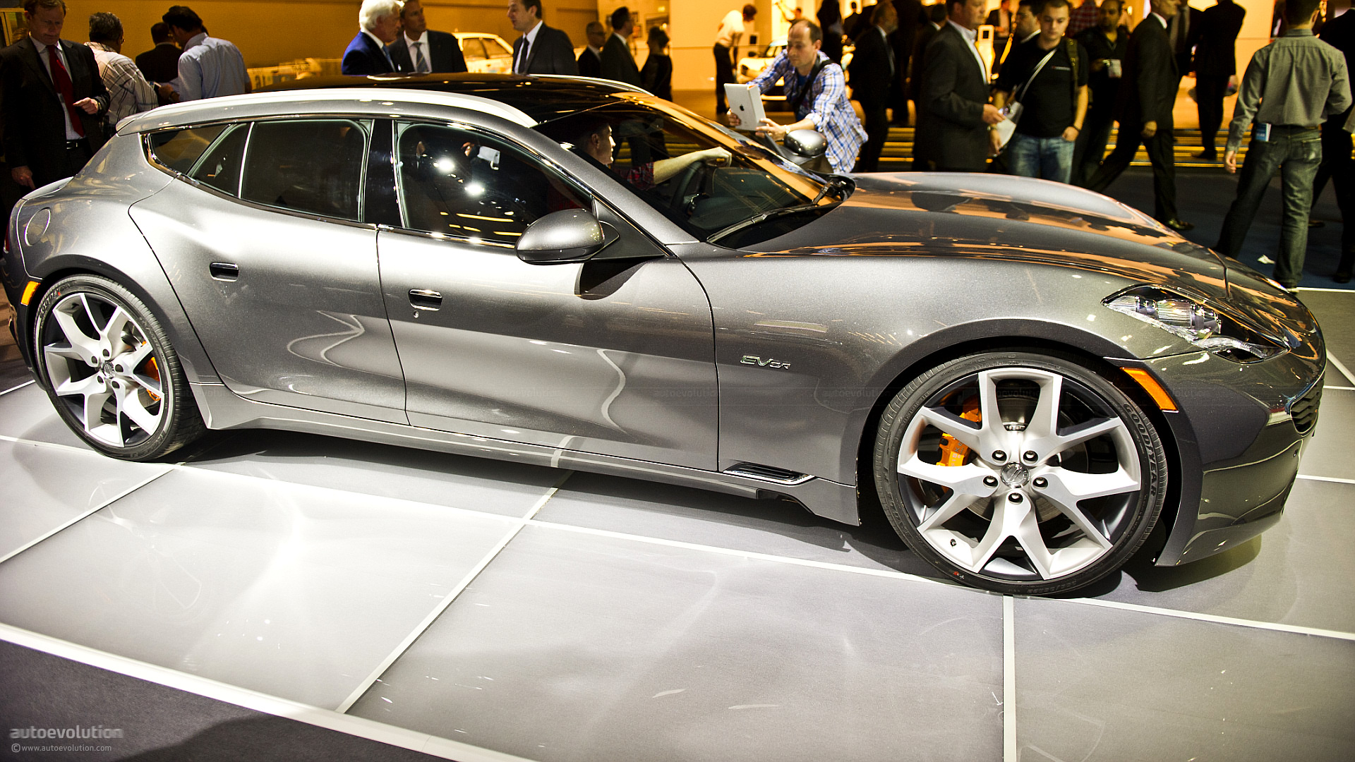 Fisker Surf Wallpapers