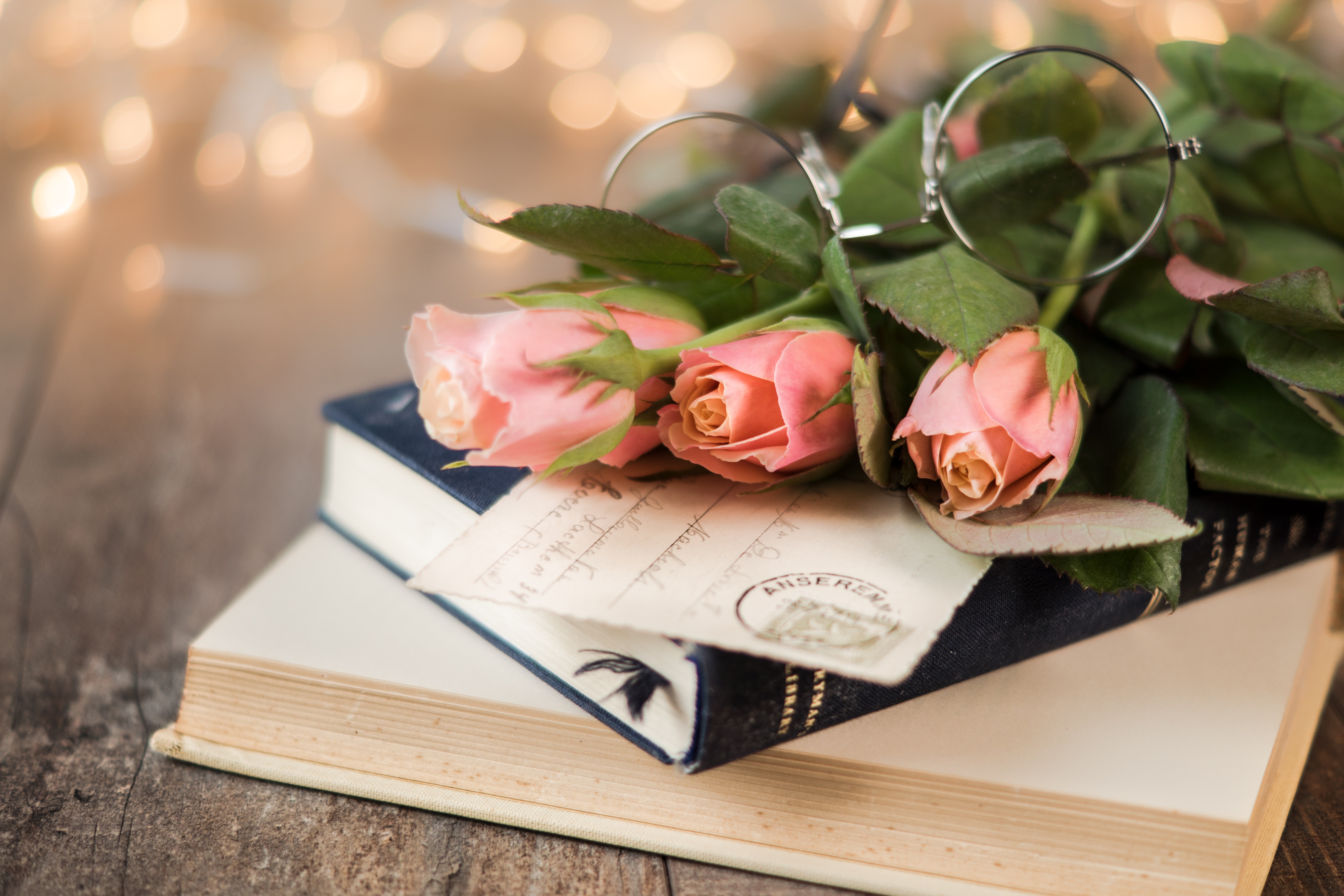 Flowers And Books Wallpapers