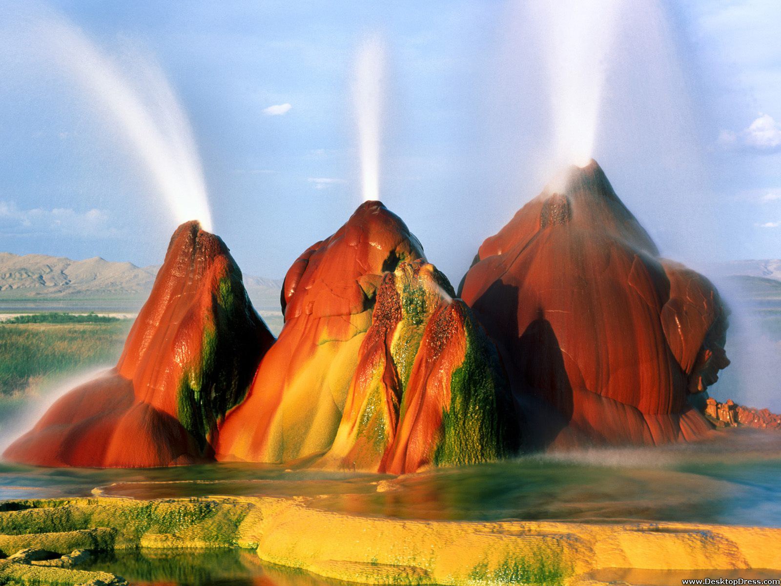 Fly Geyser Wallpapers