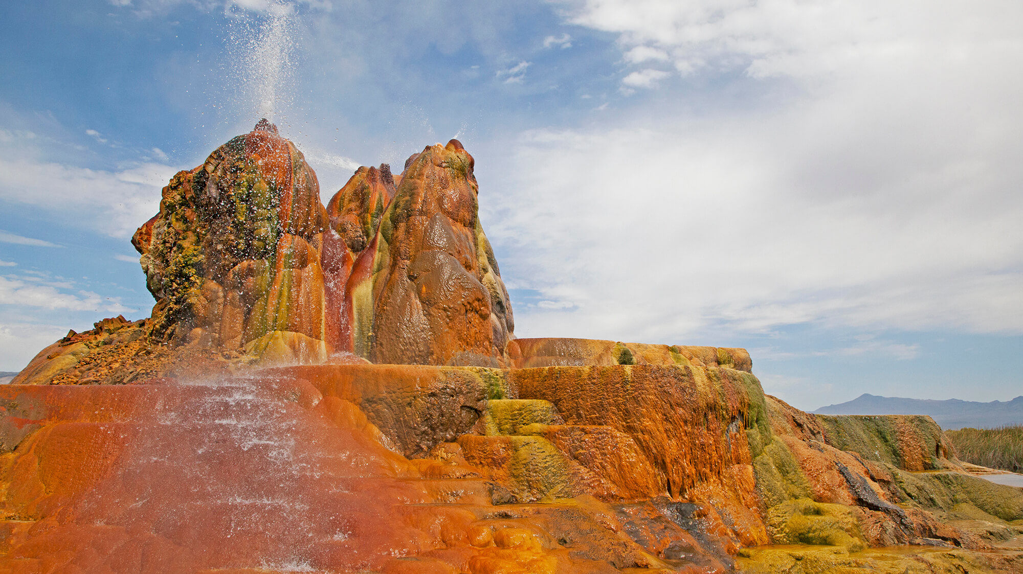 Fly Geyser Wallpapers