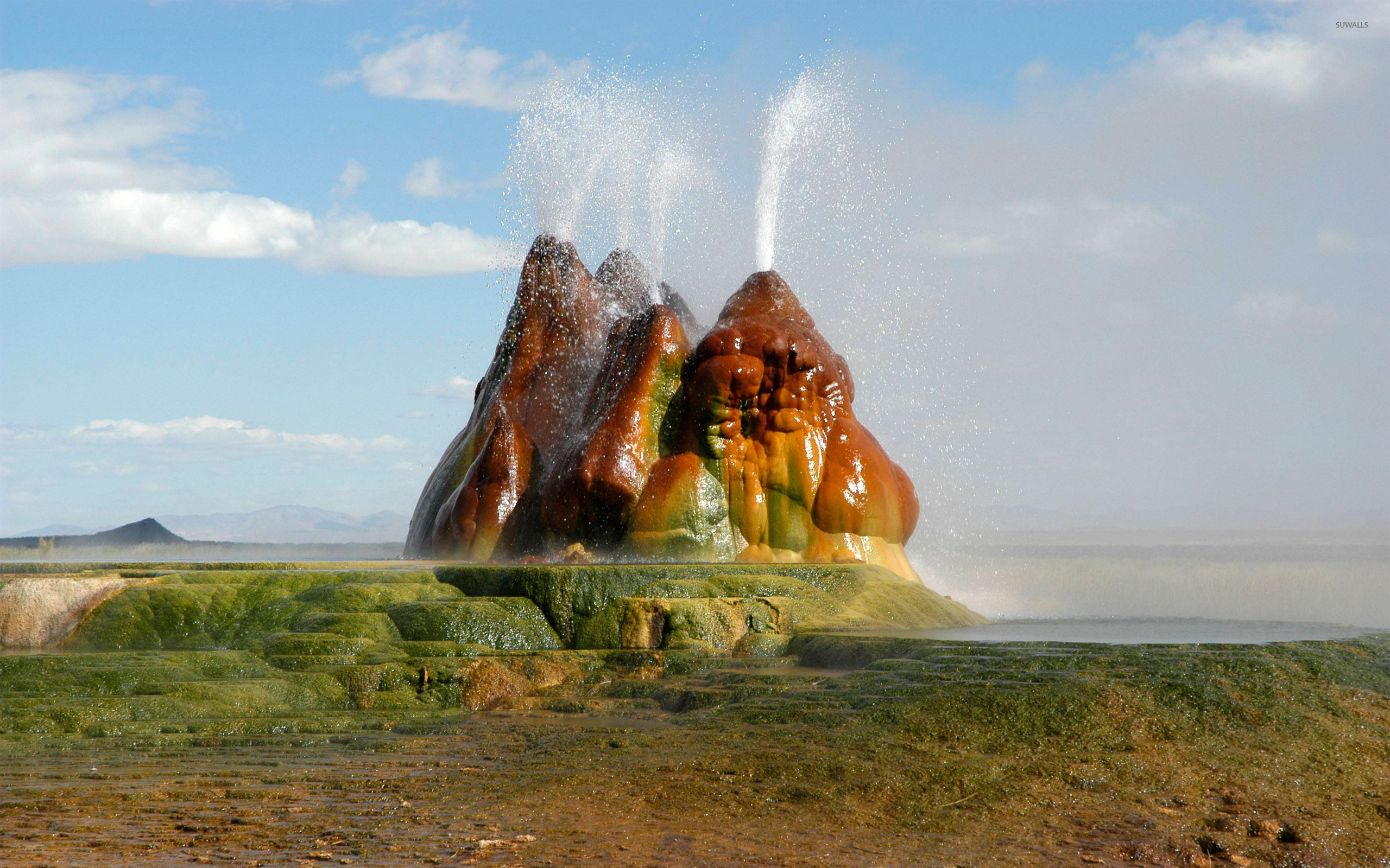 Fly Geyser Wallpapers