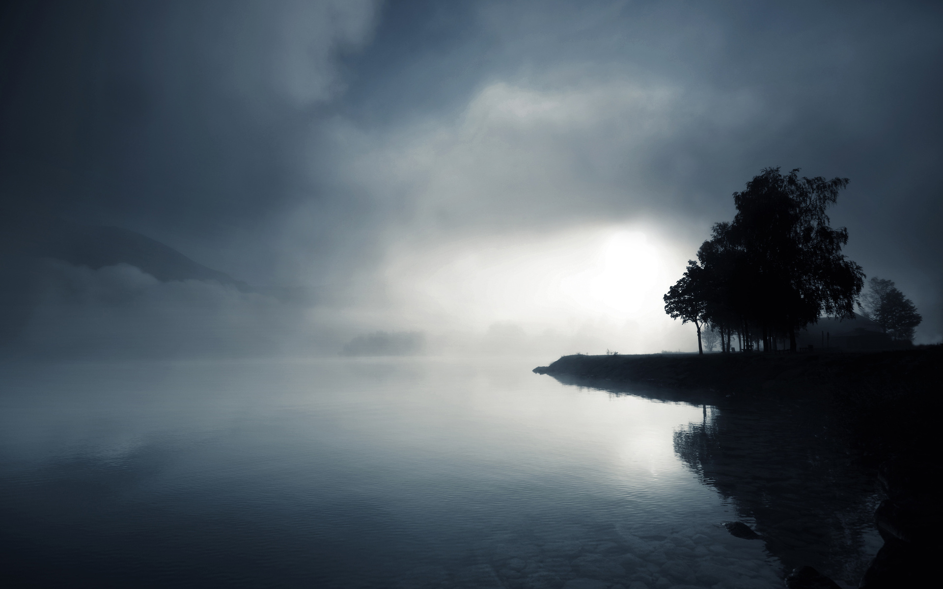 Fog Reflection 4K Wallpapers