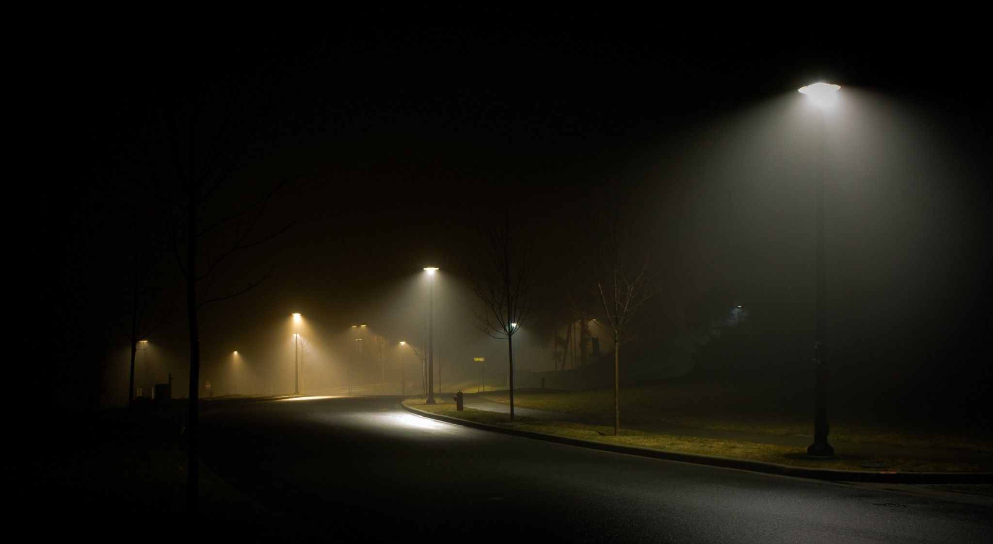 Foggy Empty Road Hd Wallpapers