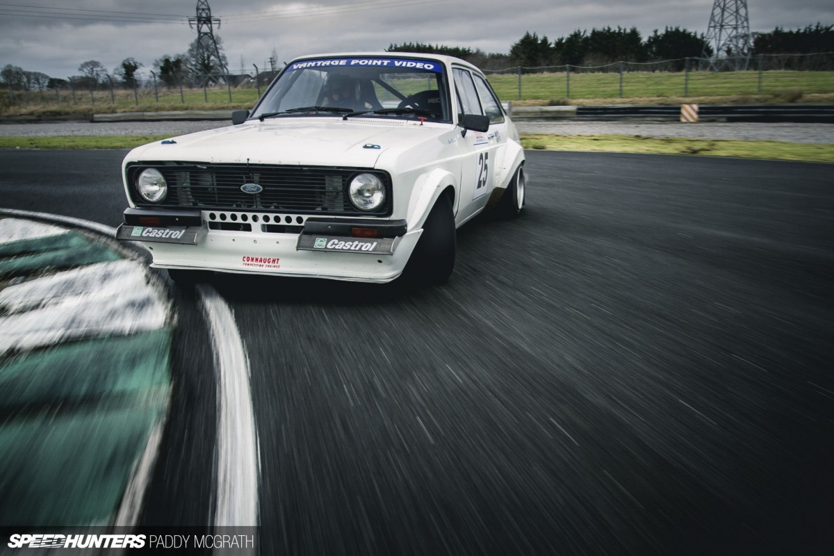 Ford Escort Wallpapers