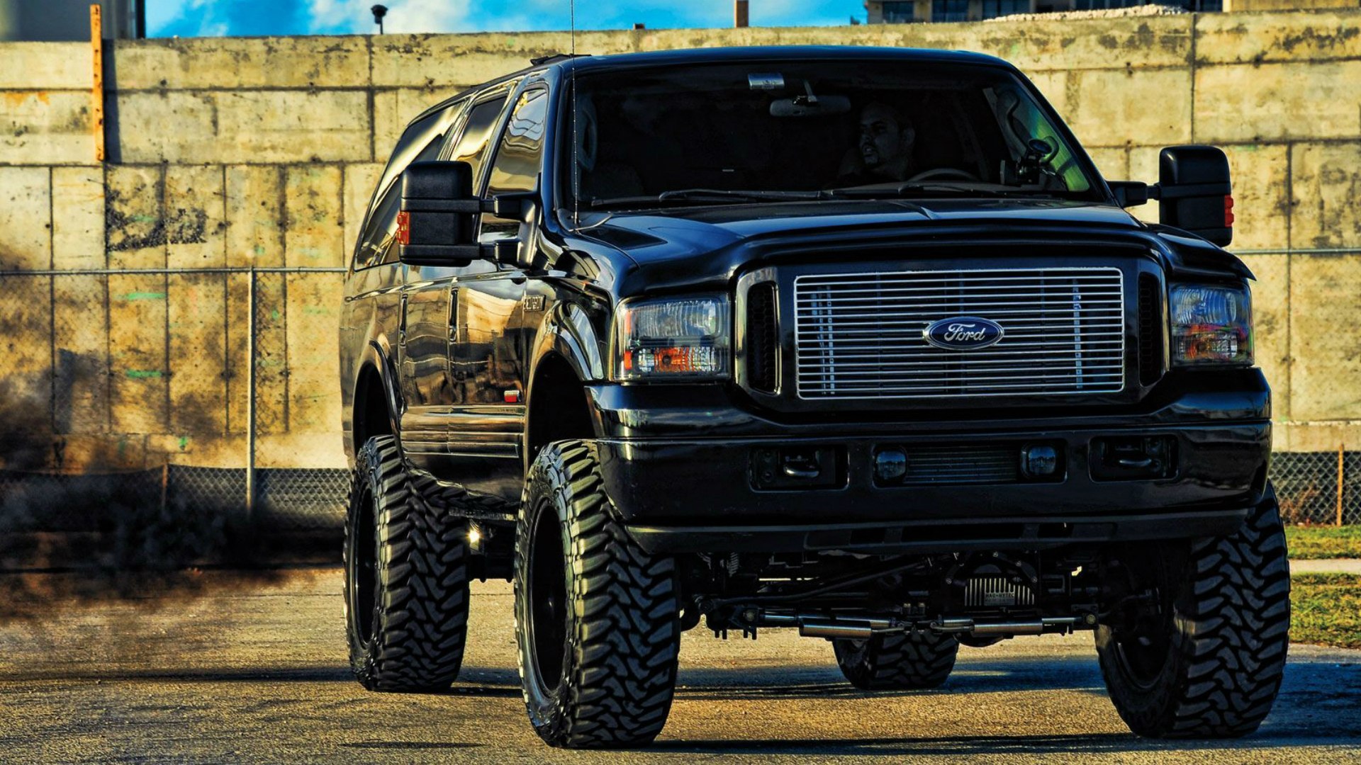 Ford Excursion Wallpapers