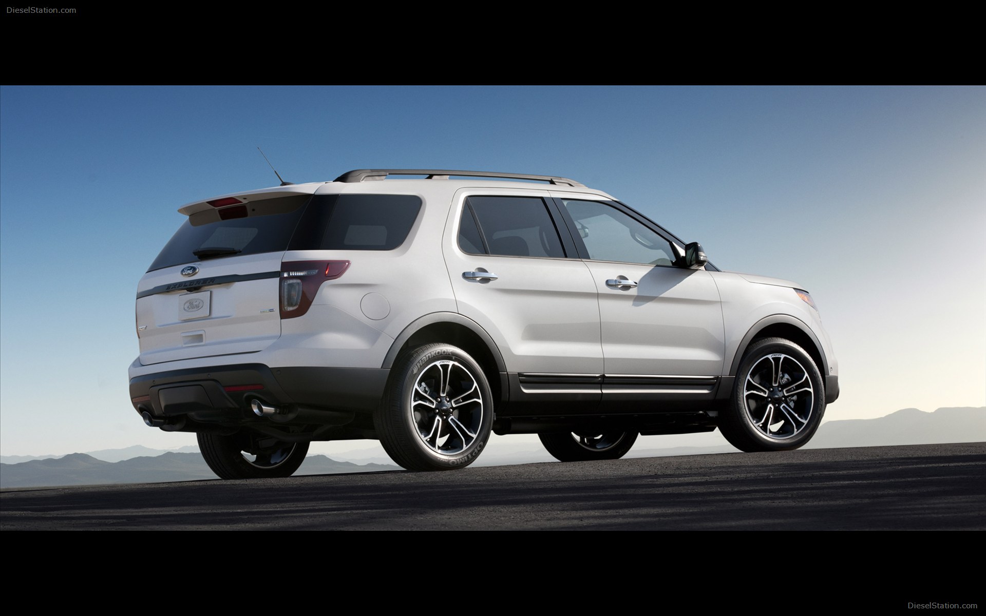 Ford Explorer Xlt Wallpapers