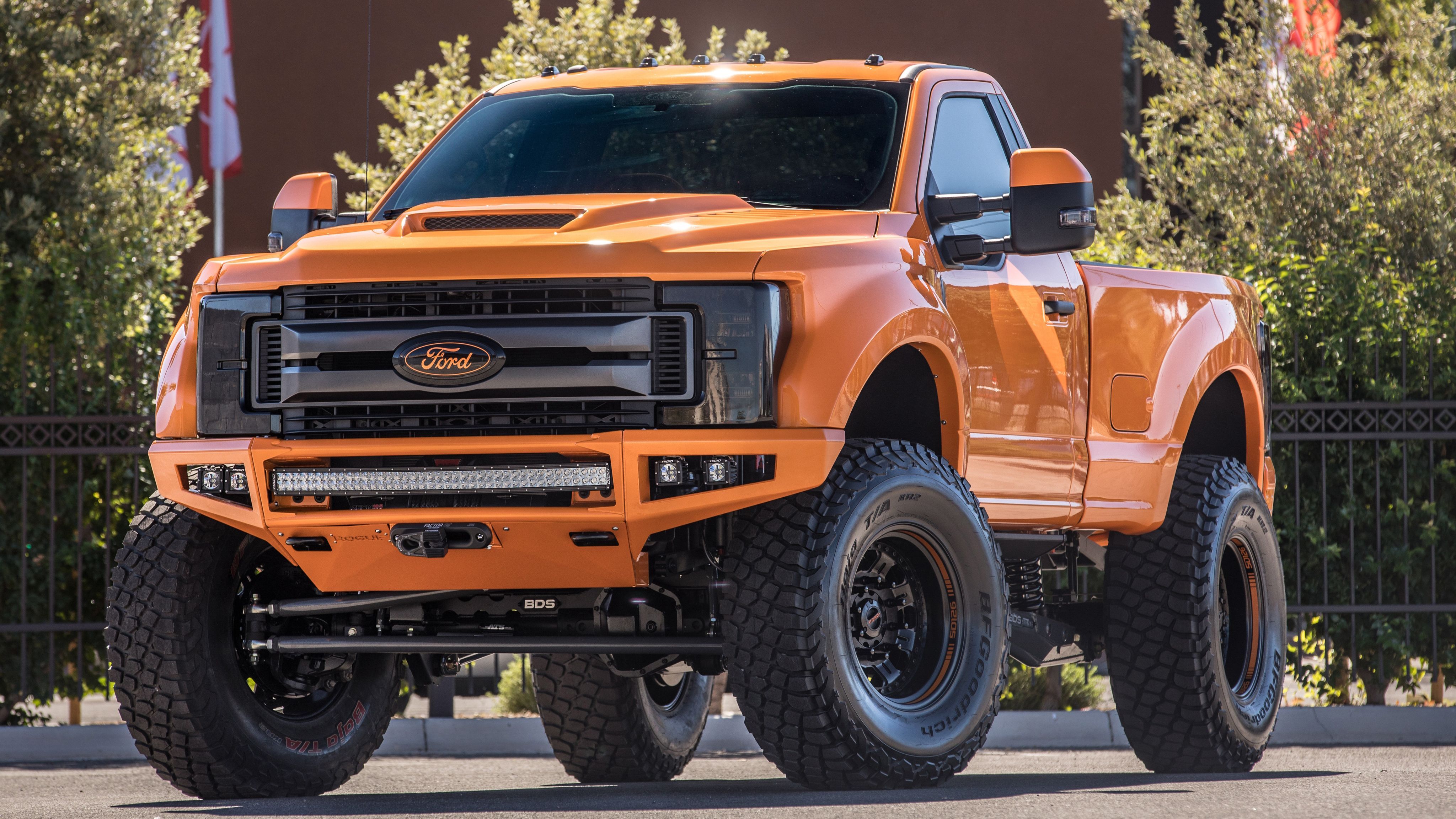 Ford F-250 Lariat Wallpapers