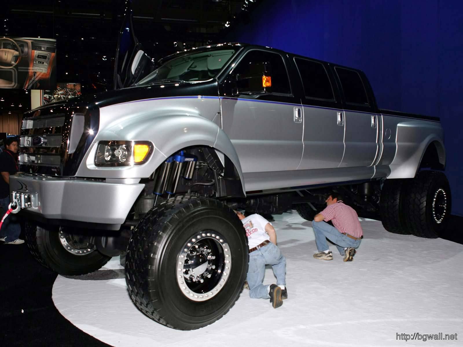 Ford F-650 Wallpapers