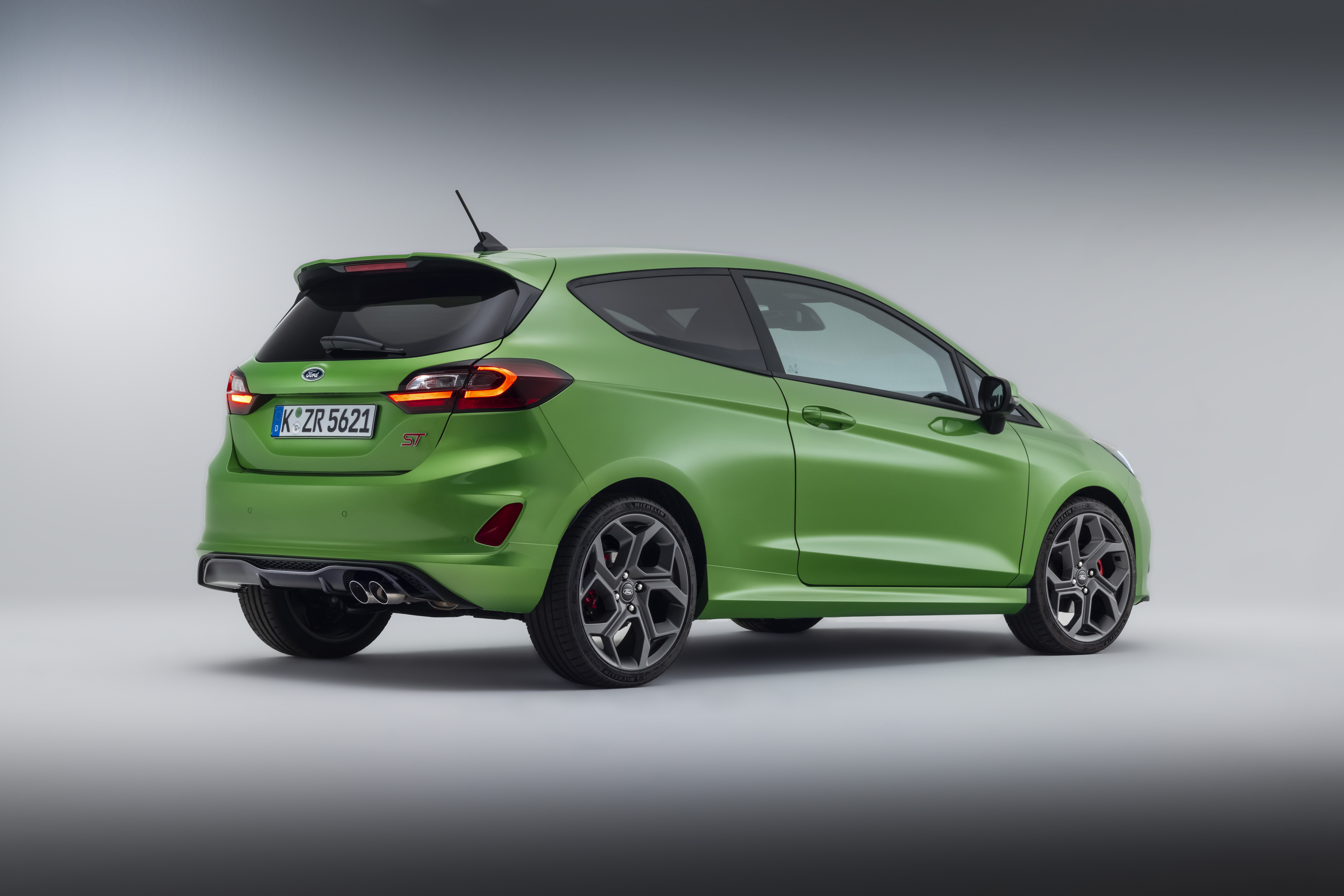 Ford Fiesta Rx43 Wallpapers