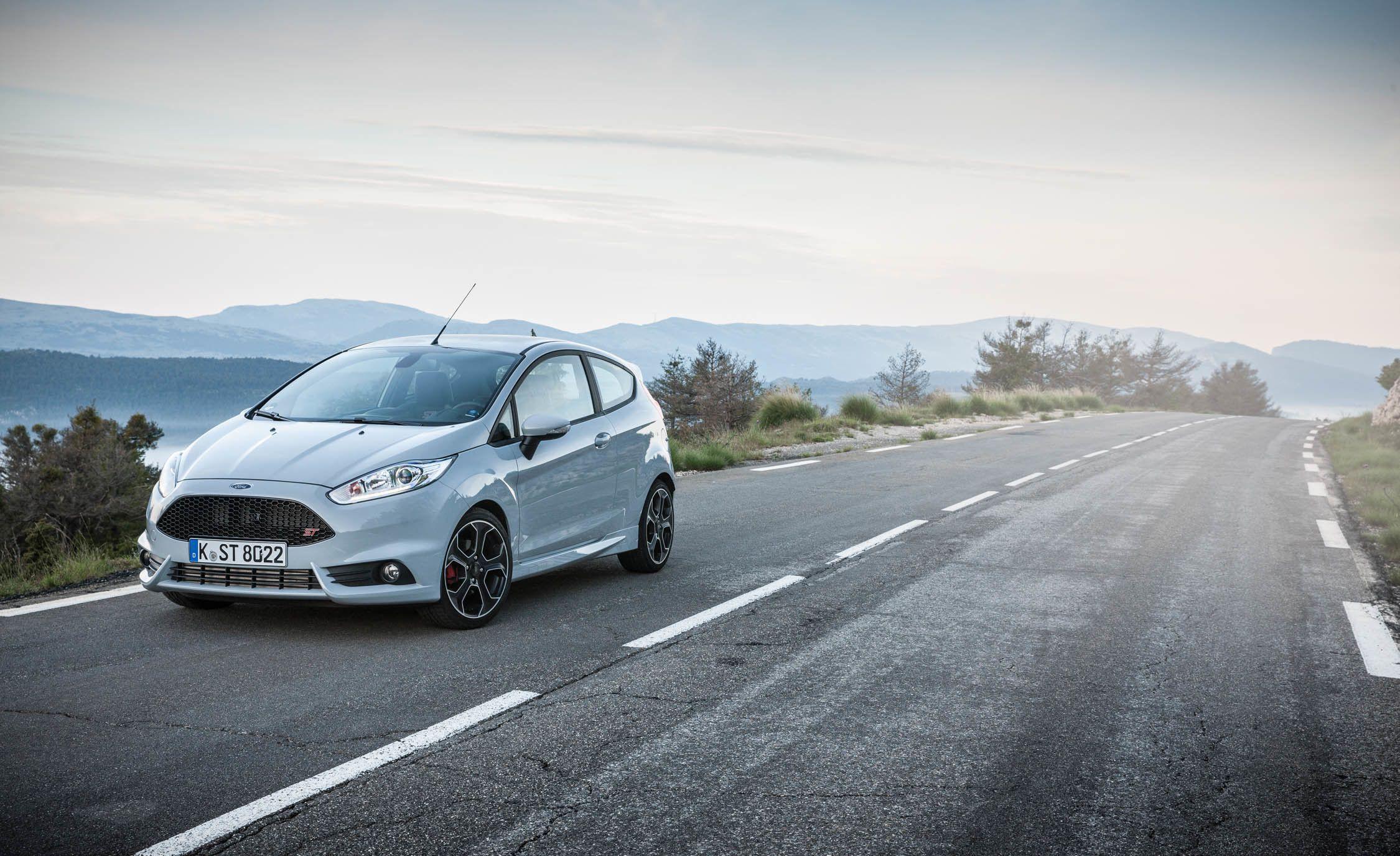 Ford Fiesta St Wallpapers