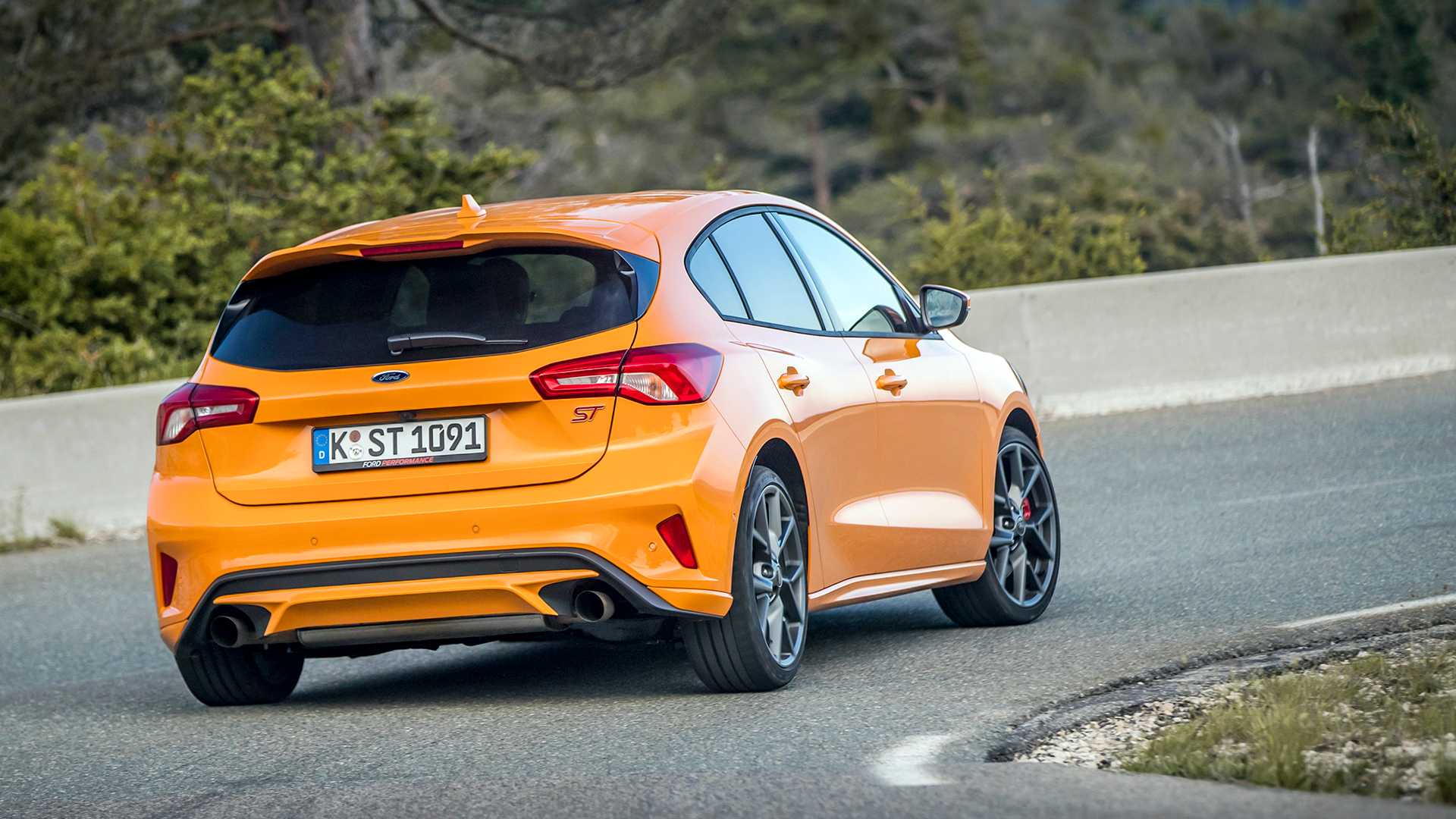 Ford Focus St 2019 Wallpapers