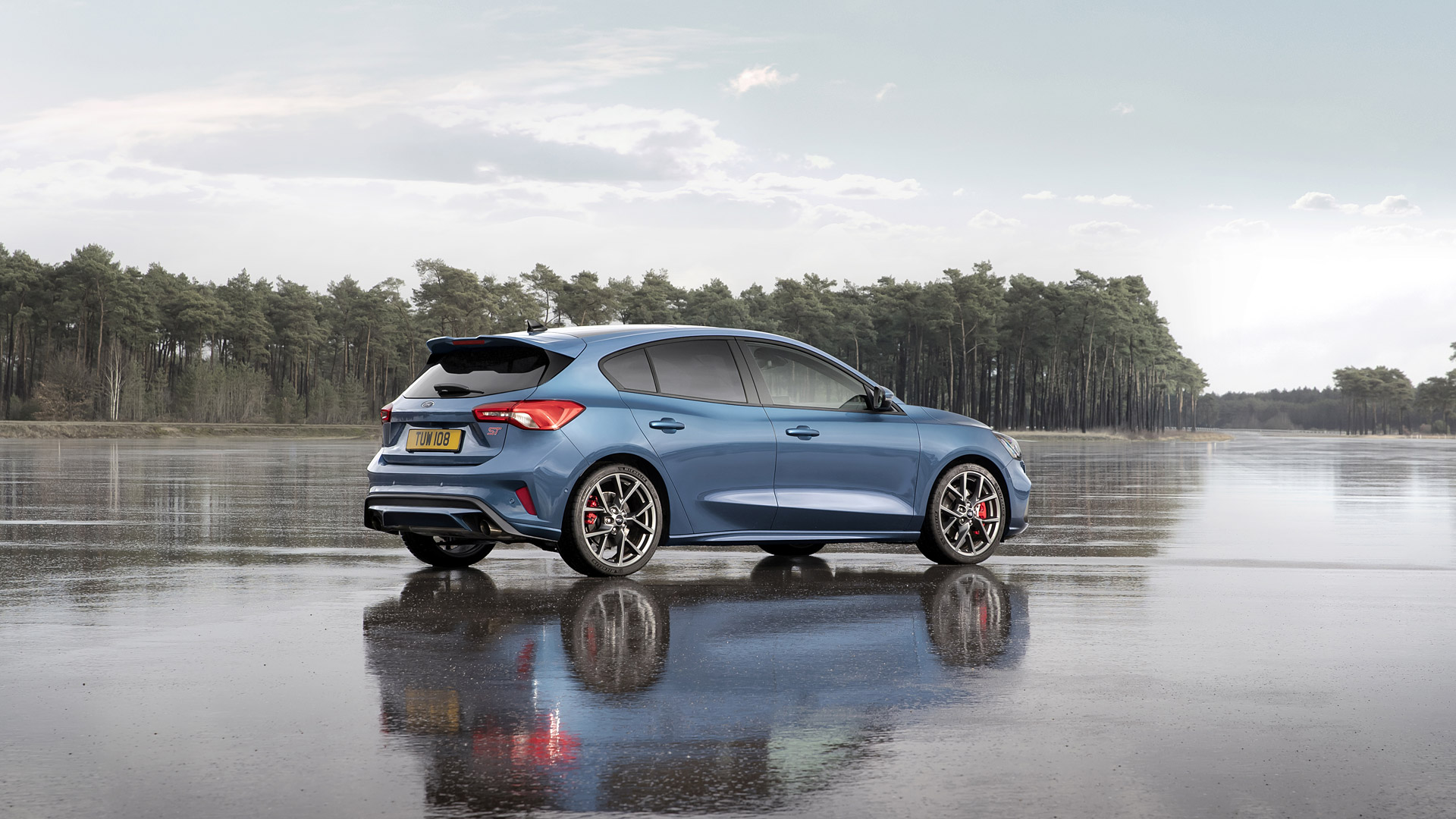 Ford Focus St 2019 Wallpapers