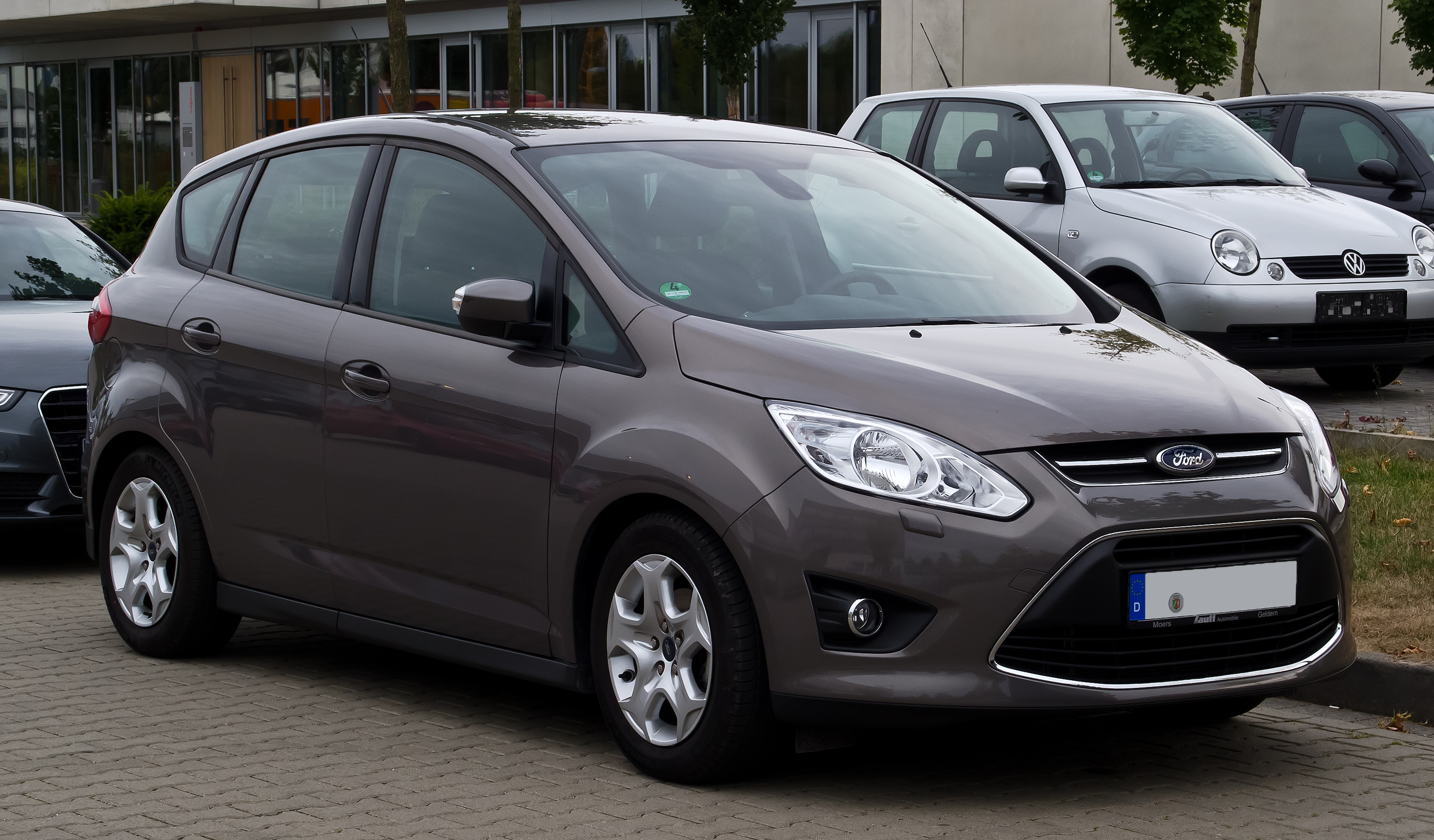 Ford Grand C-Max Wallpapers