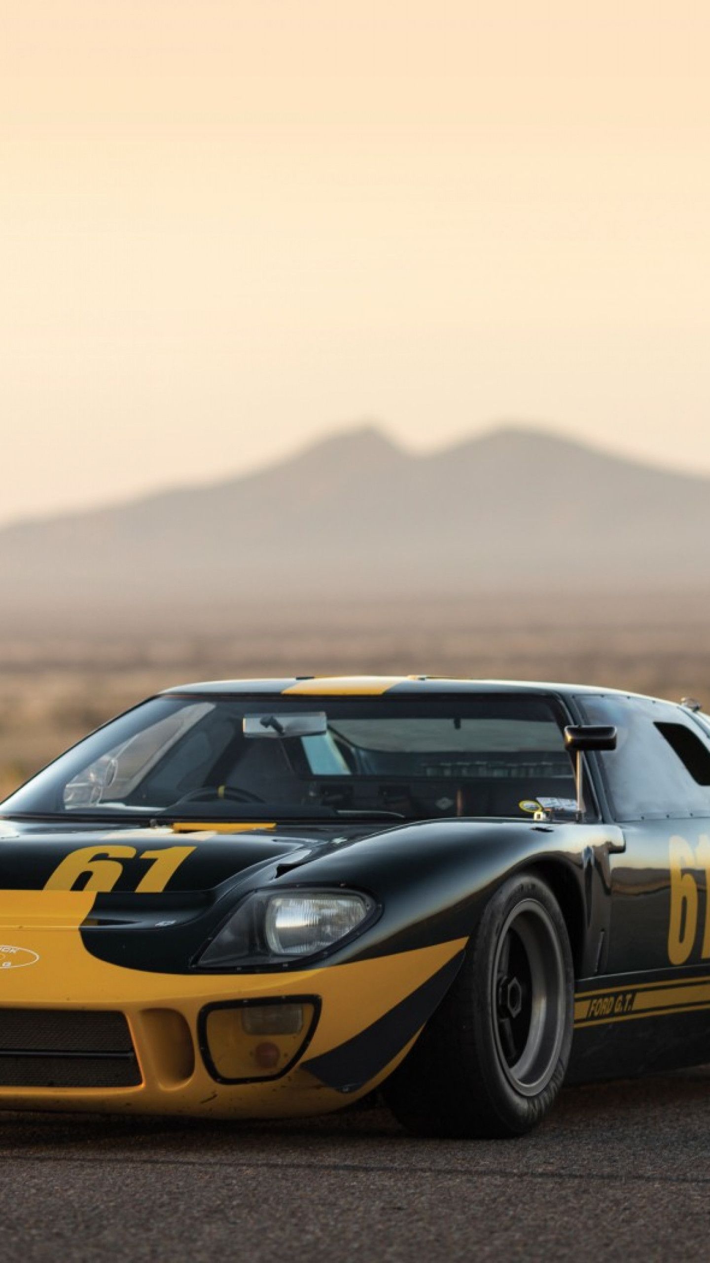 Ford Gt40 Minimalist Wallpapers