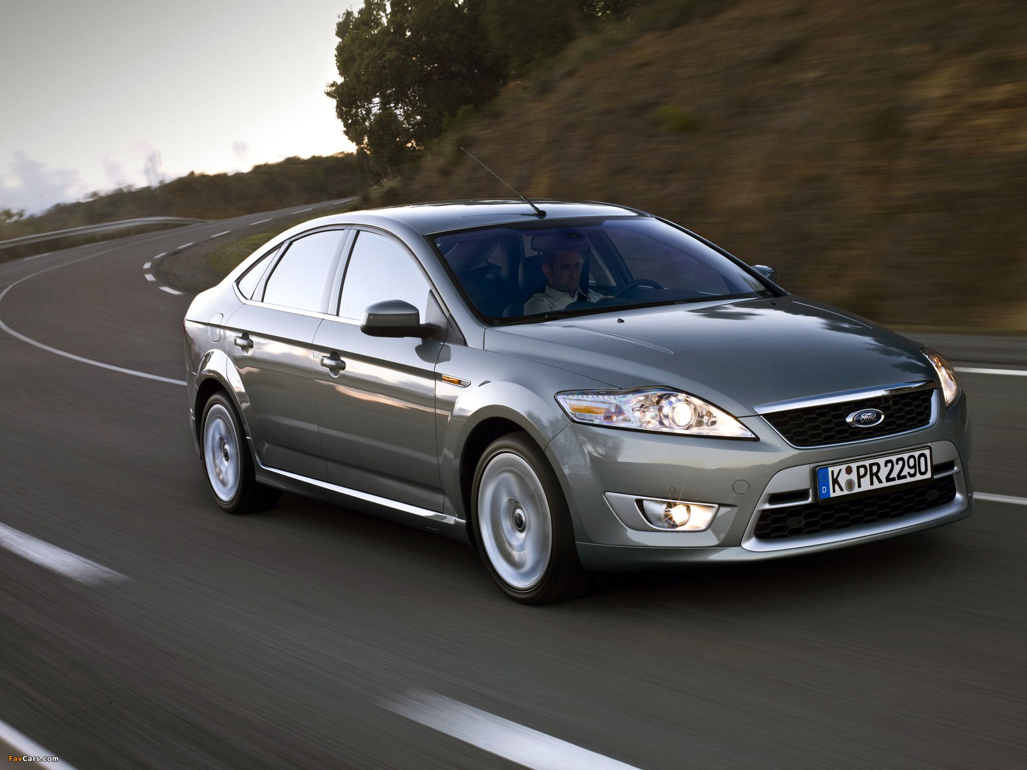 Ford Mondeo Wallpapers