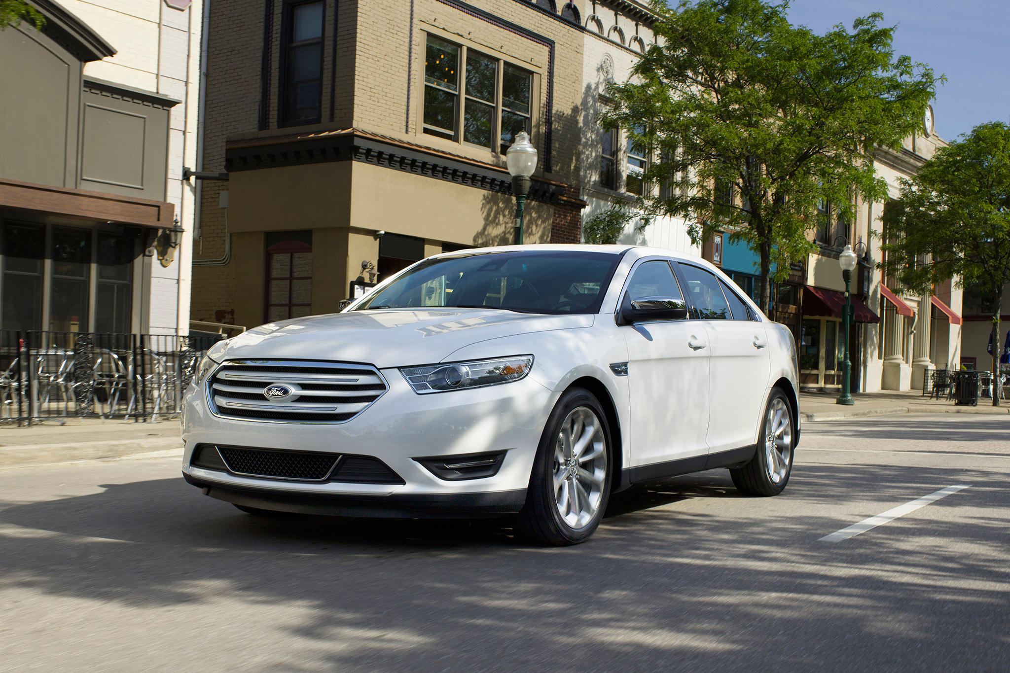 Ford Taurus Wallpapers