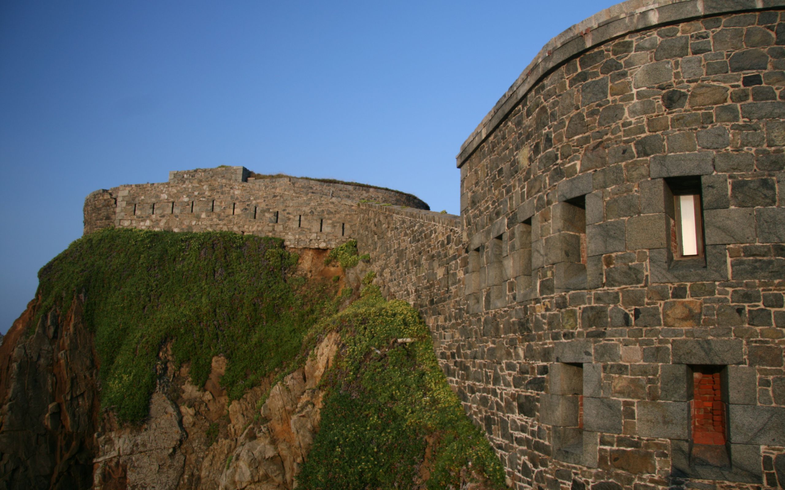 Fort Clonque Wallpapers