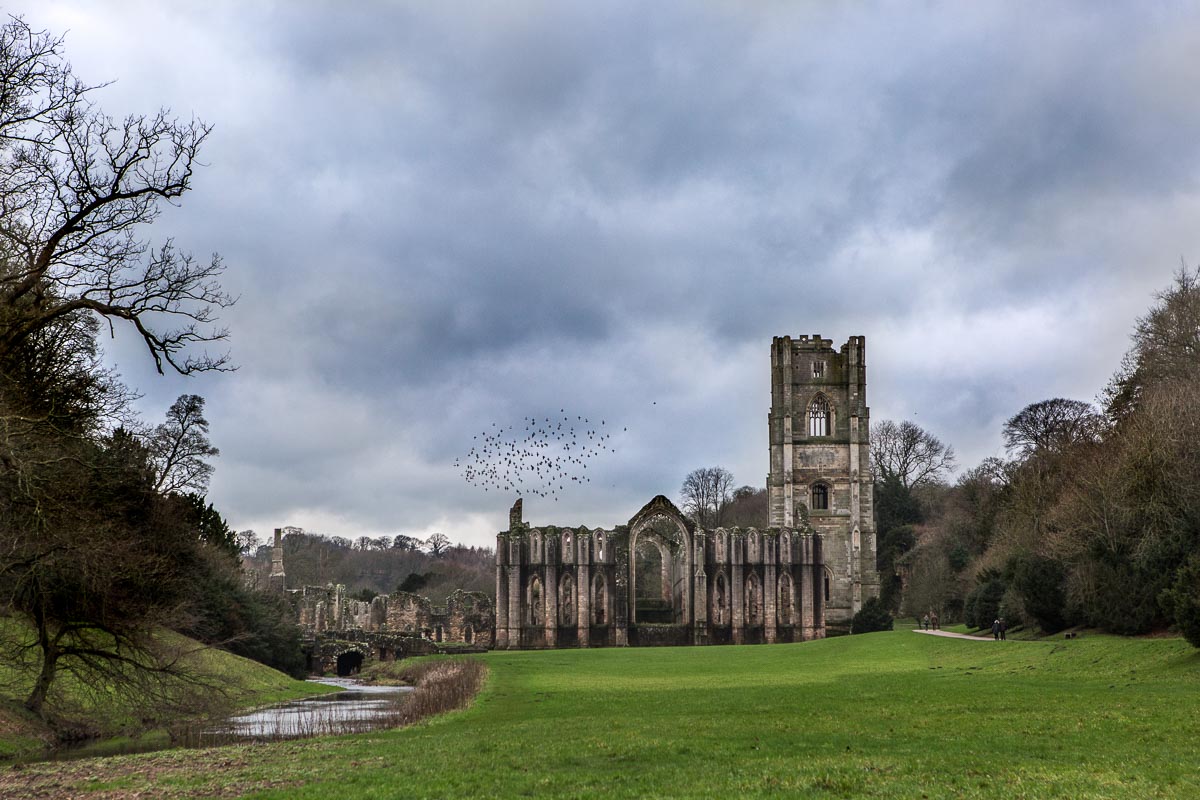 Fountains Abbey Wallpapers