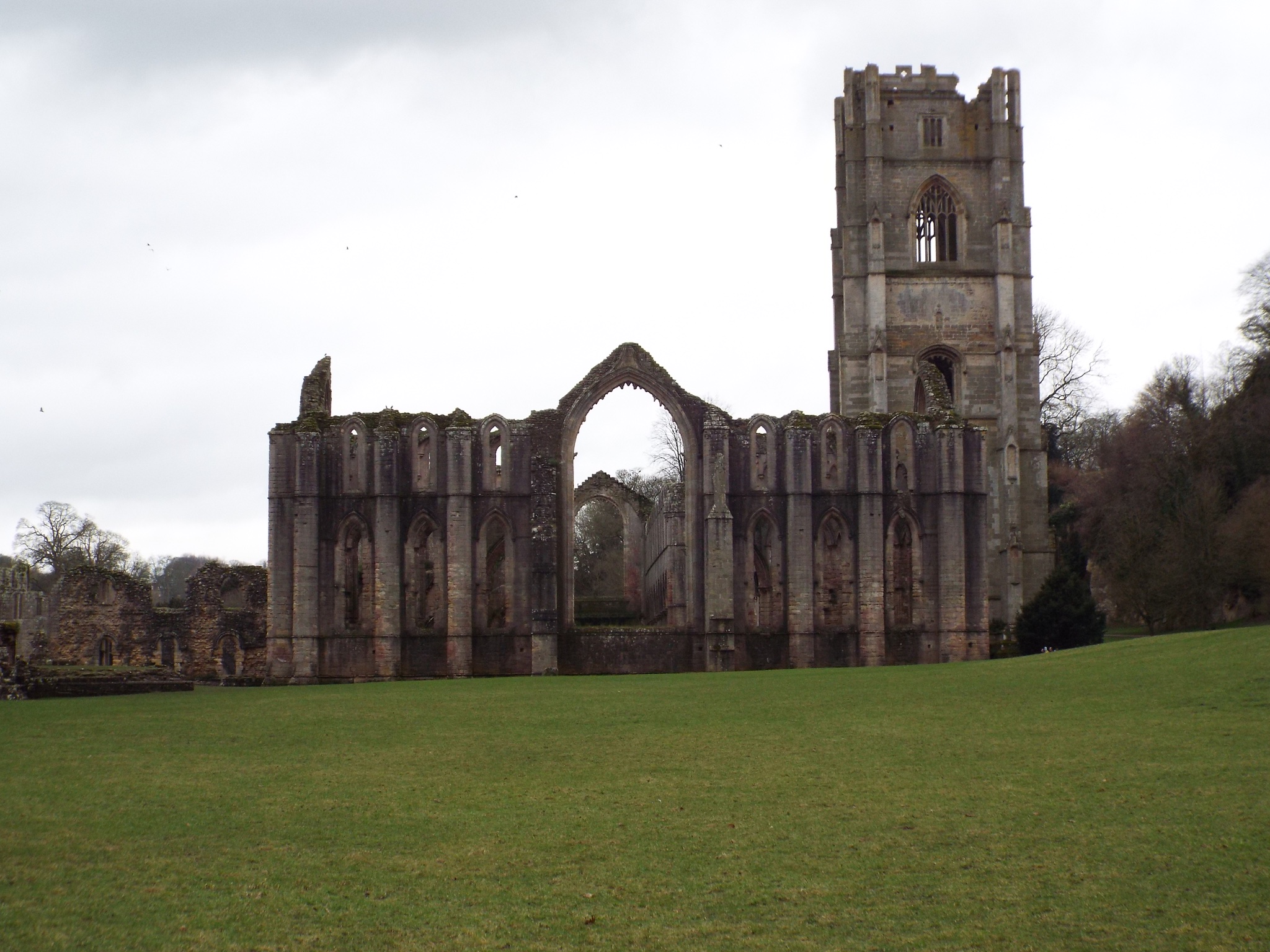 Fountains Abbey Wallpapers