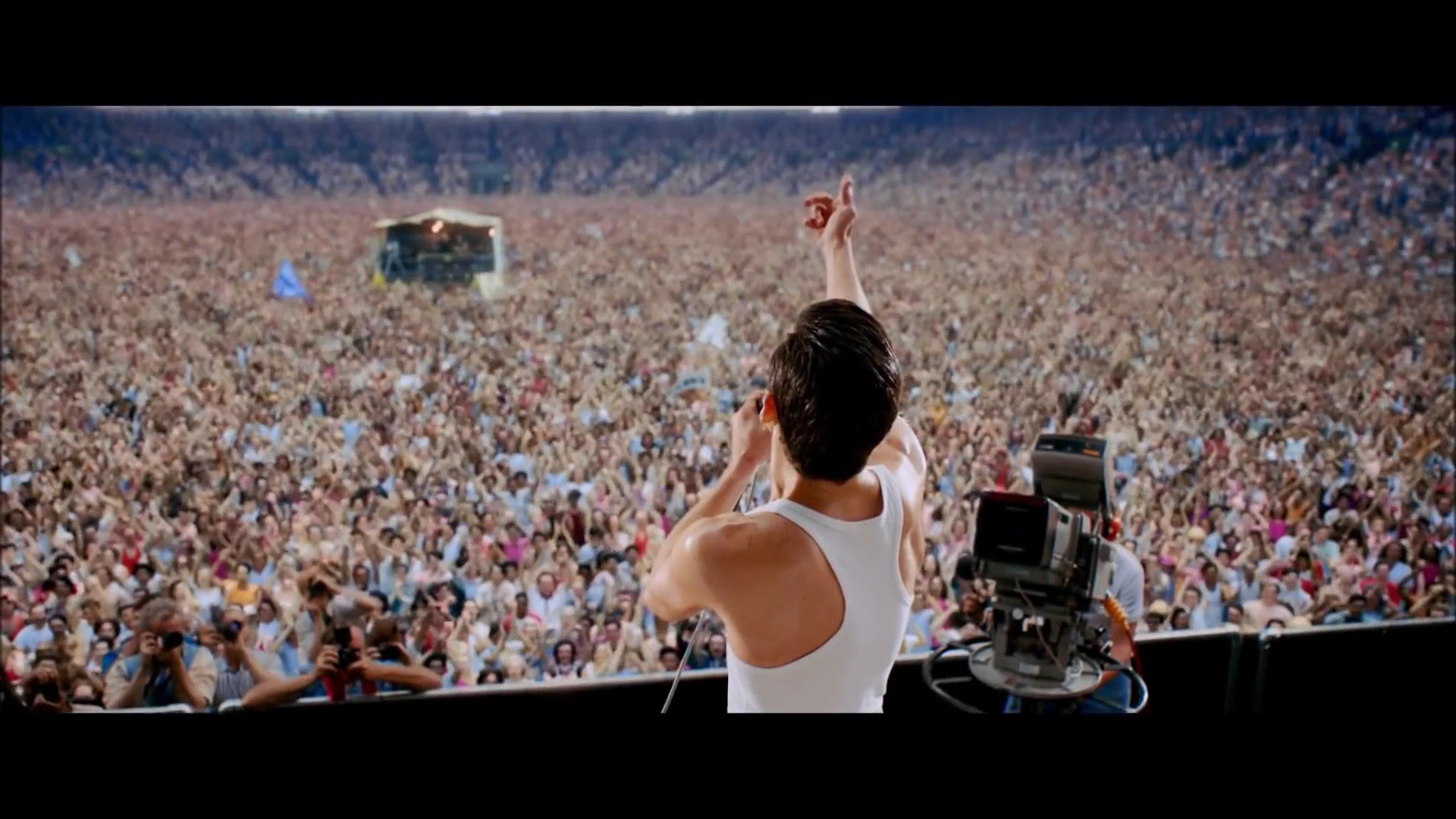 Freddie Mercury At Live Aid Images Wallpapers