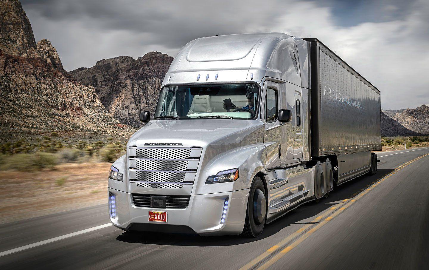 Freightliner Wallpapers