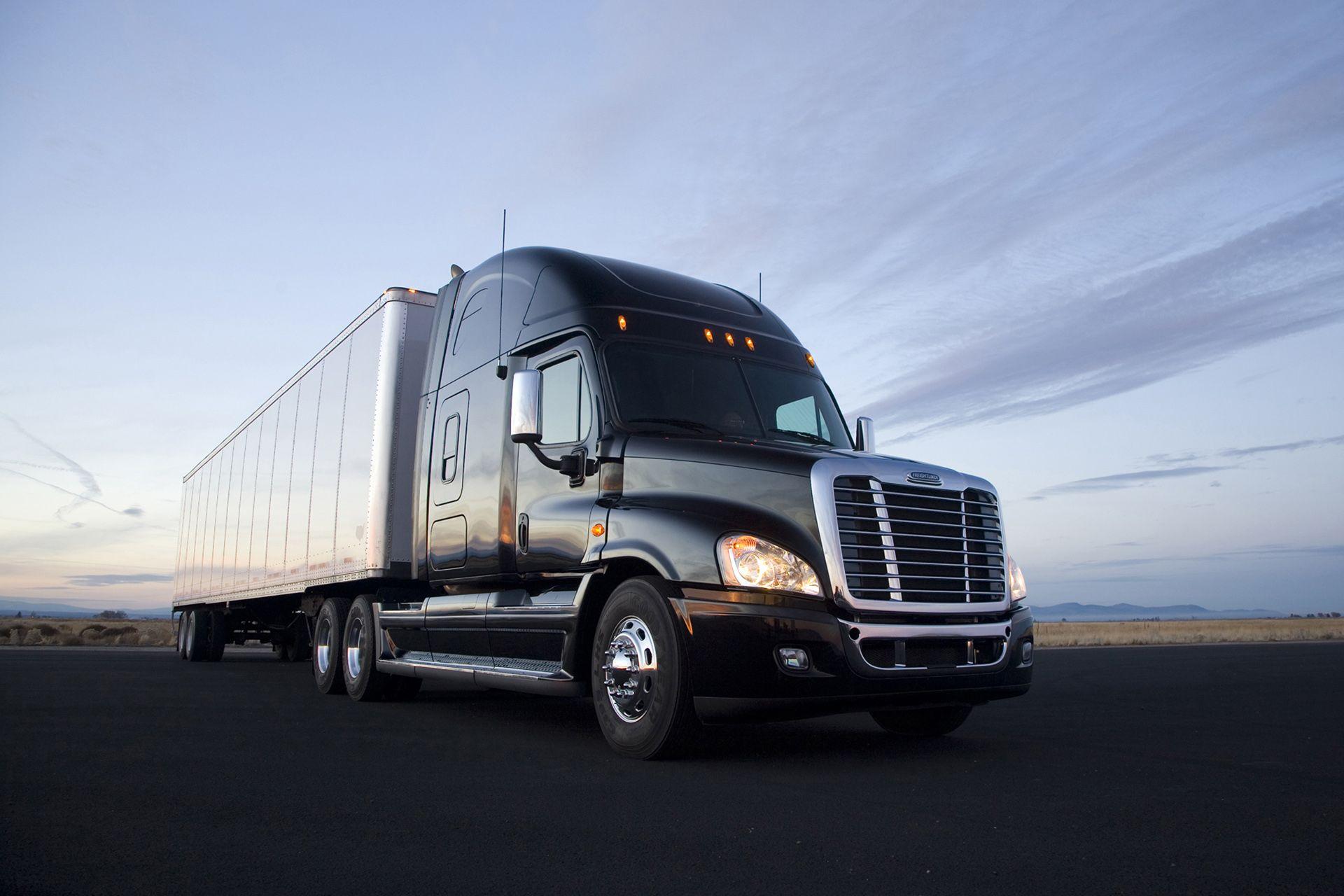 Freightliner Wallpapers