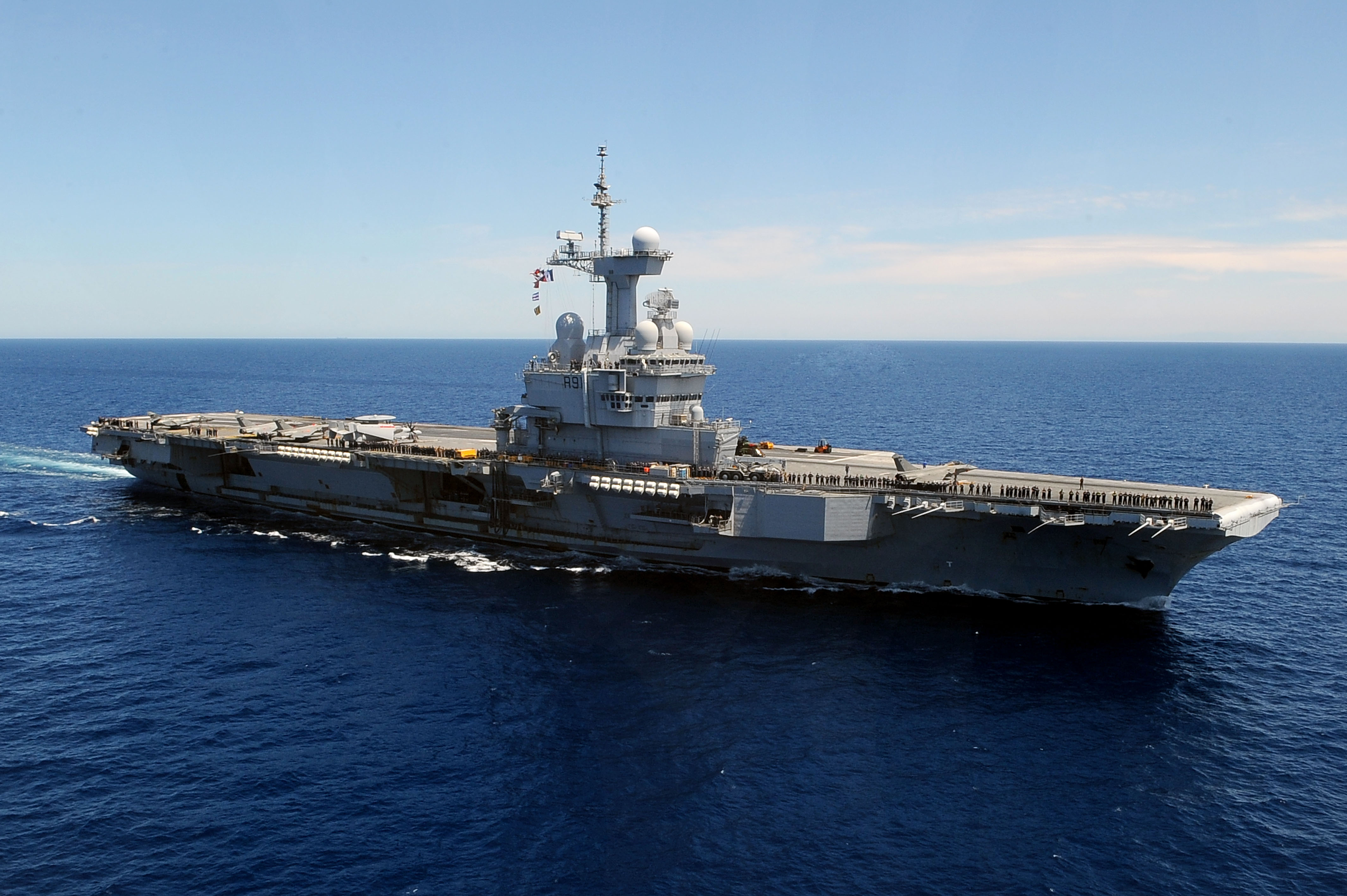 French Aircraft Carrier Charles De Gaulle (R91) Wallpapers