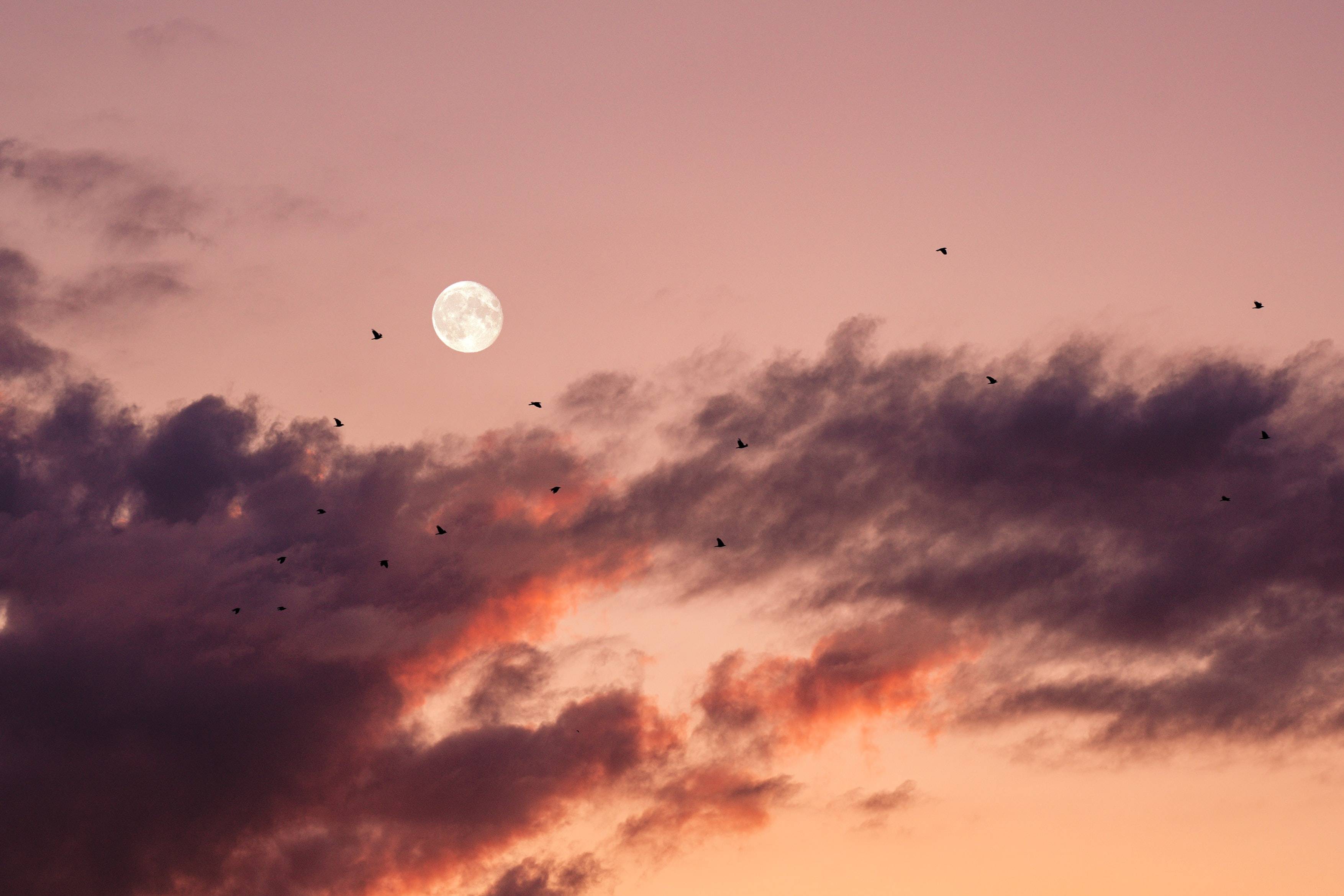 Full Moon Evening In Adam'S Peak Wallpapers