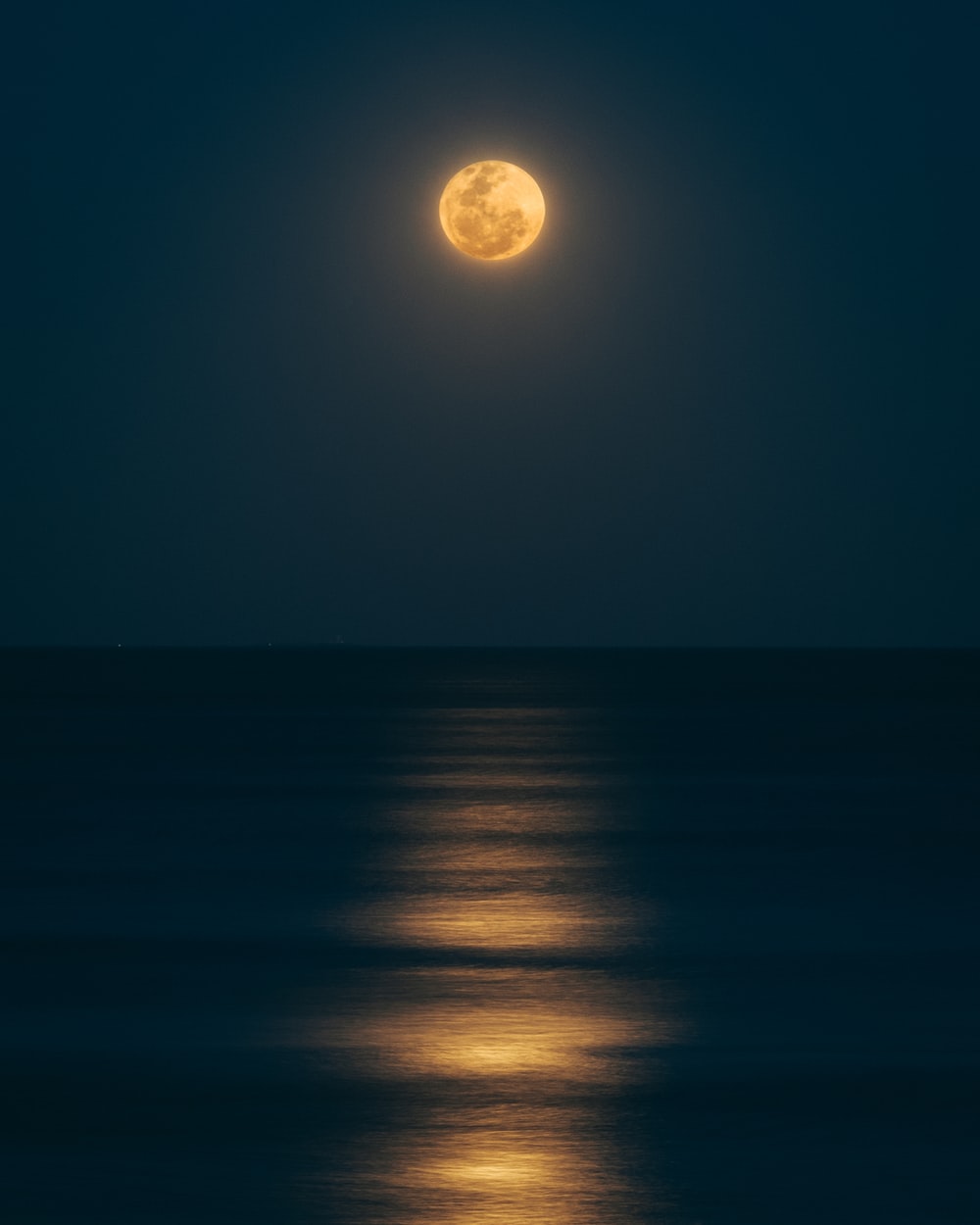 Full Moon Night 5K Wallpapers