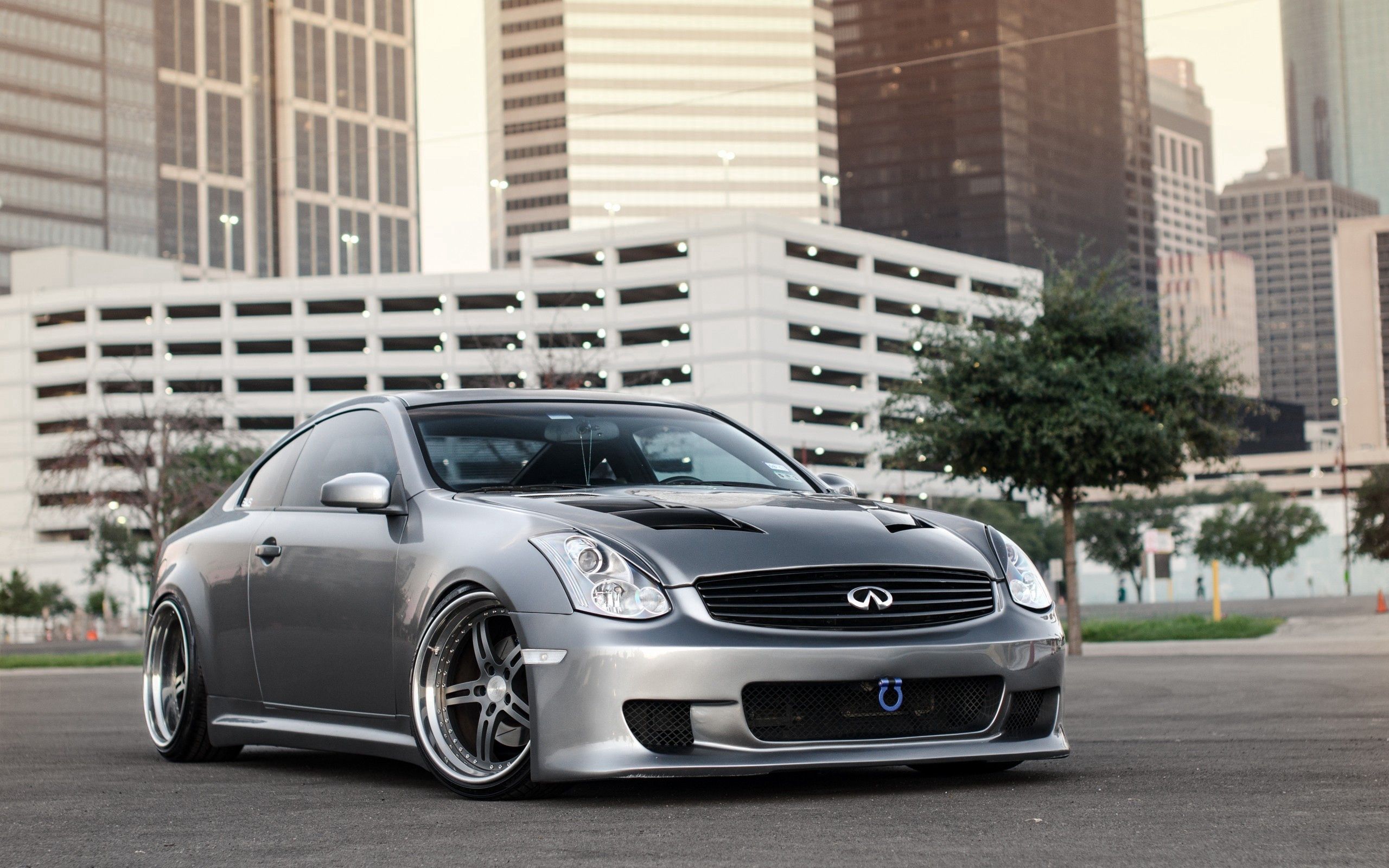 G35 Wallpapers