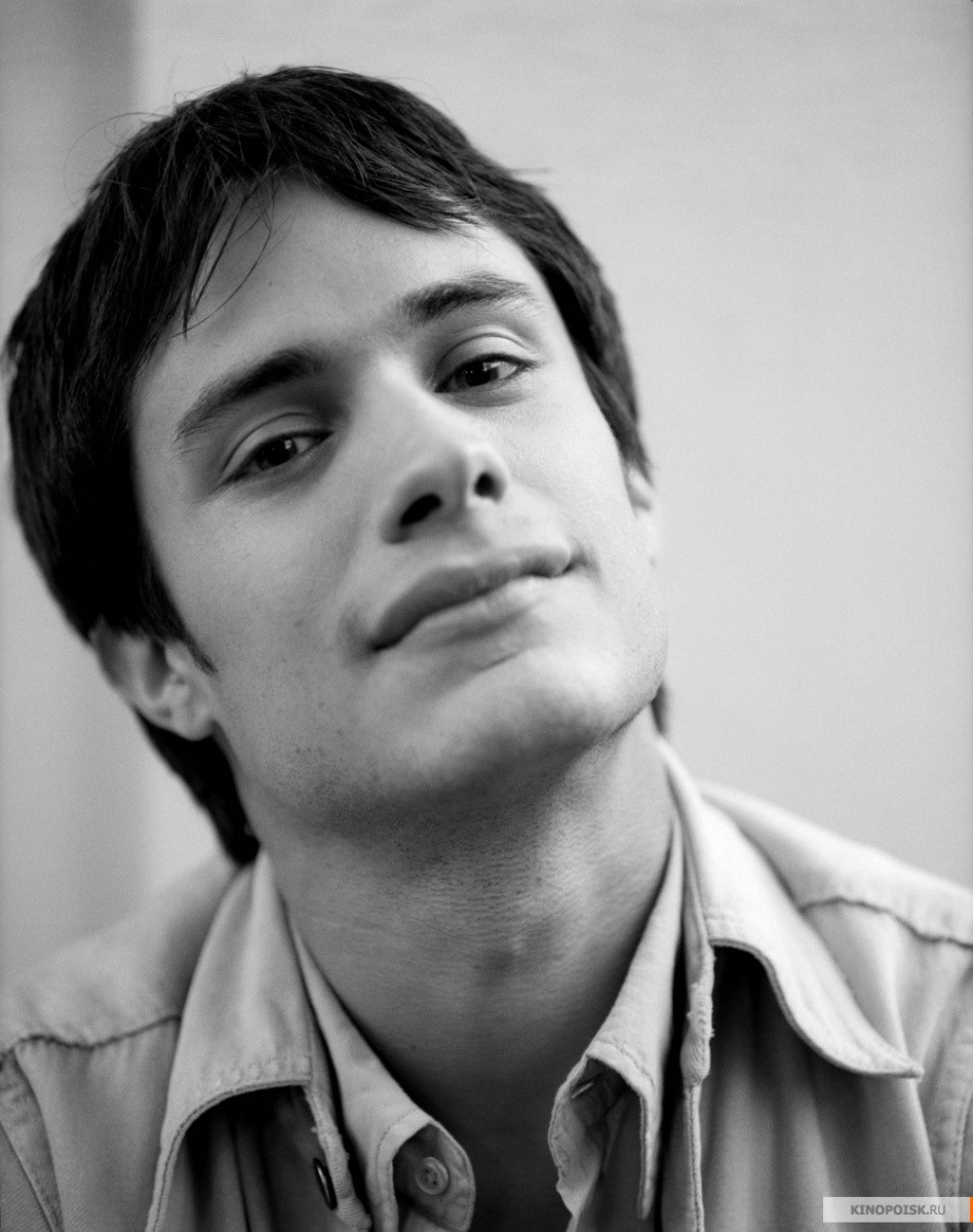 Gael Garcia Bernal Wallpapers