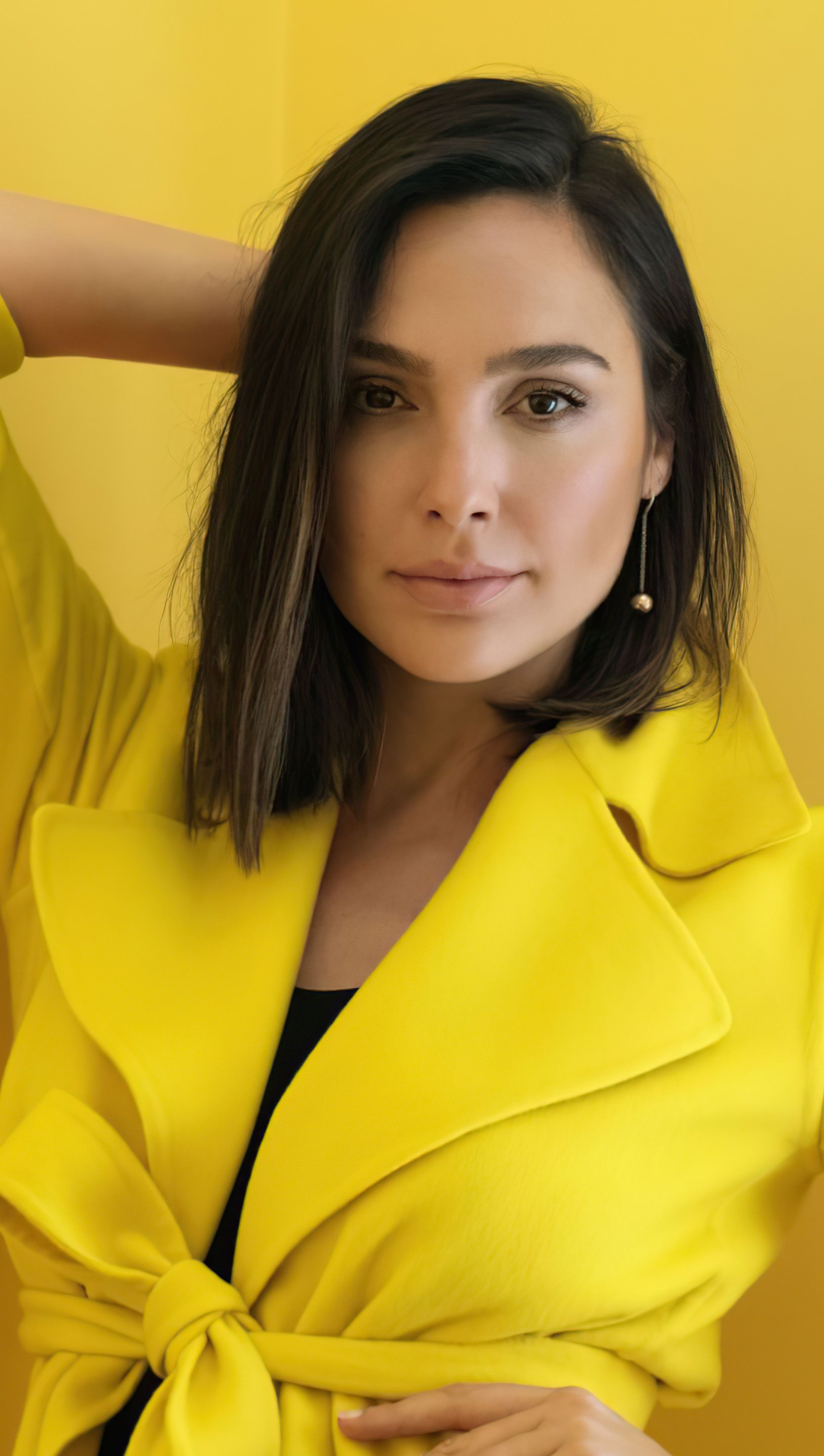 Gal Gadot Glamour Magazine Wallpapers