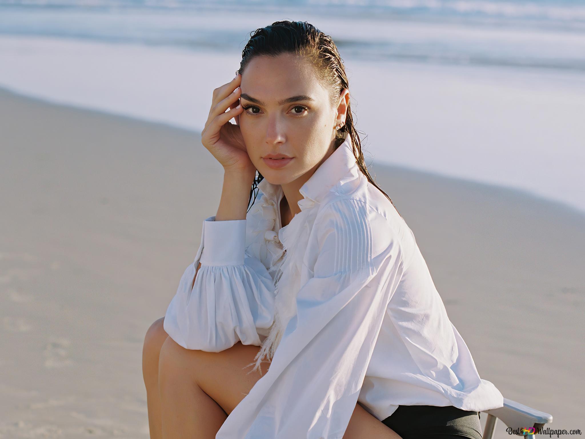 Gal Gadot In Beach Black Dress Wallpapers