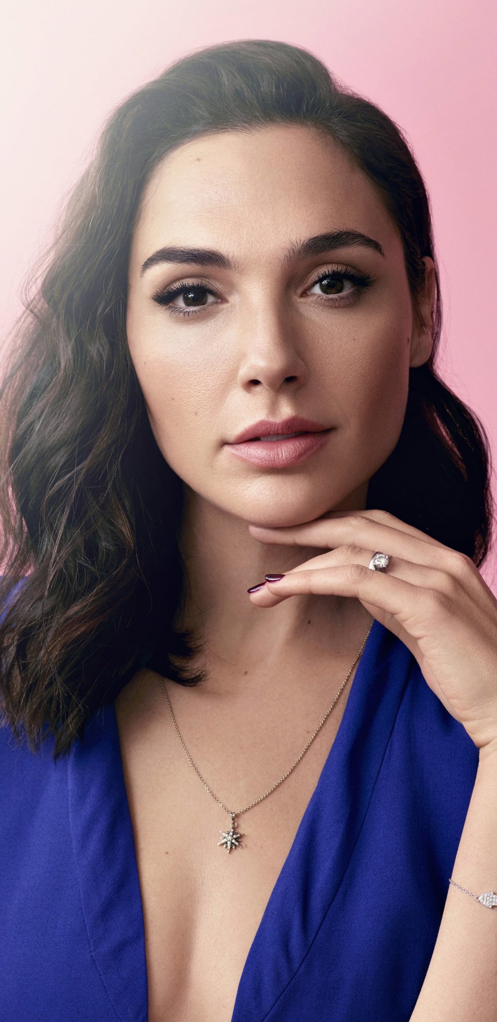 Gal Gadot Latest Photoshoot 2017 Wallpapers