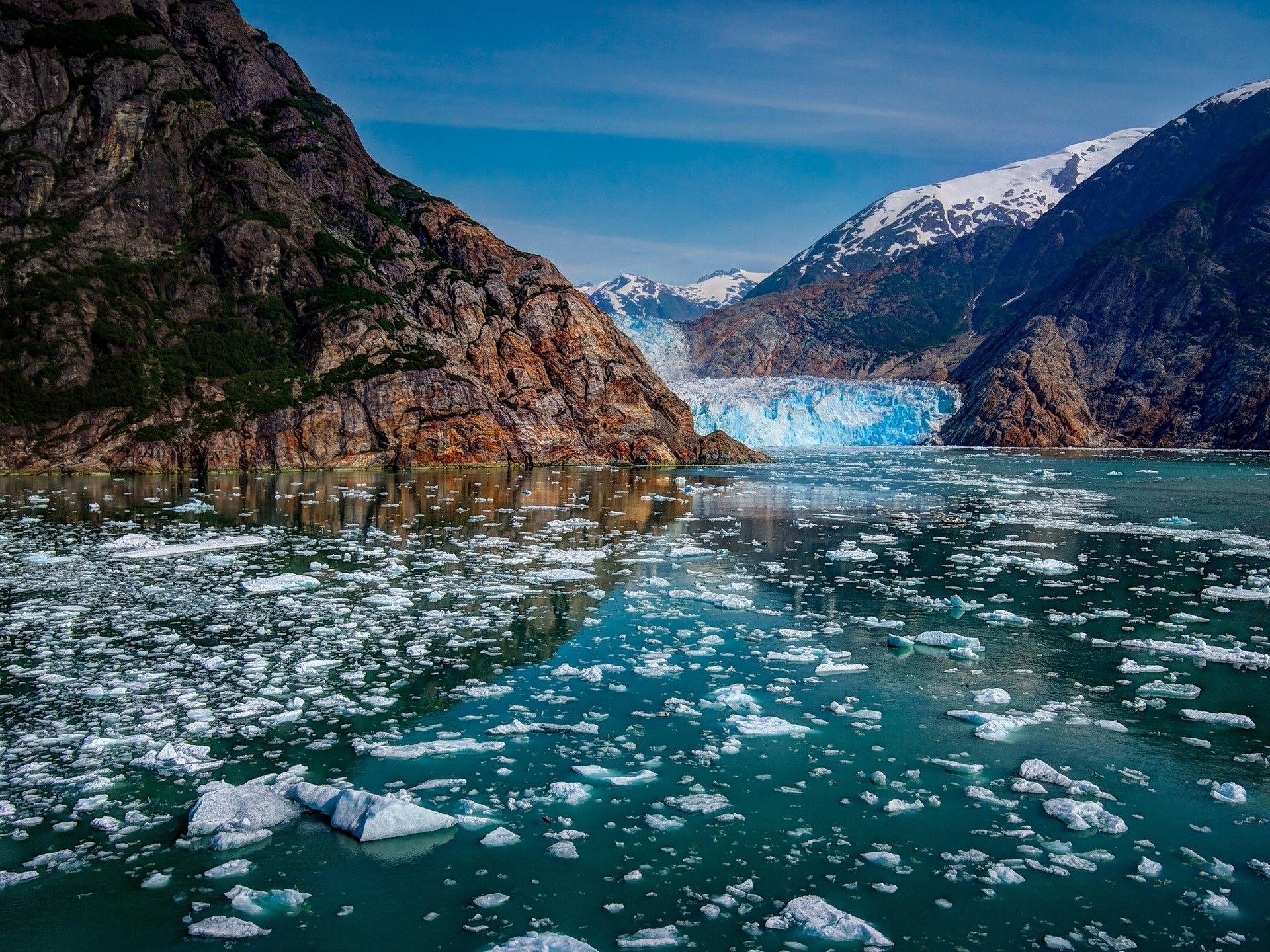 Galcier Bay At Alaska Wallpapers