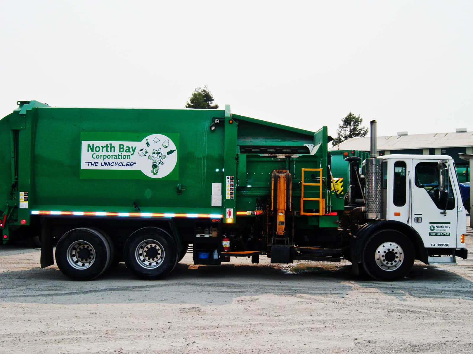 Garbage Truck Wallpapers