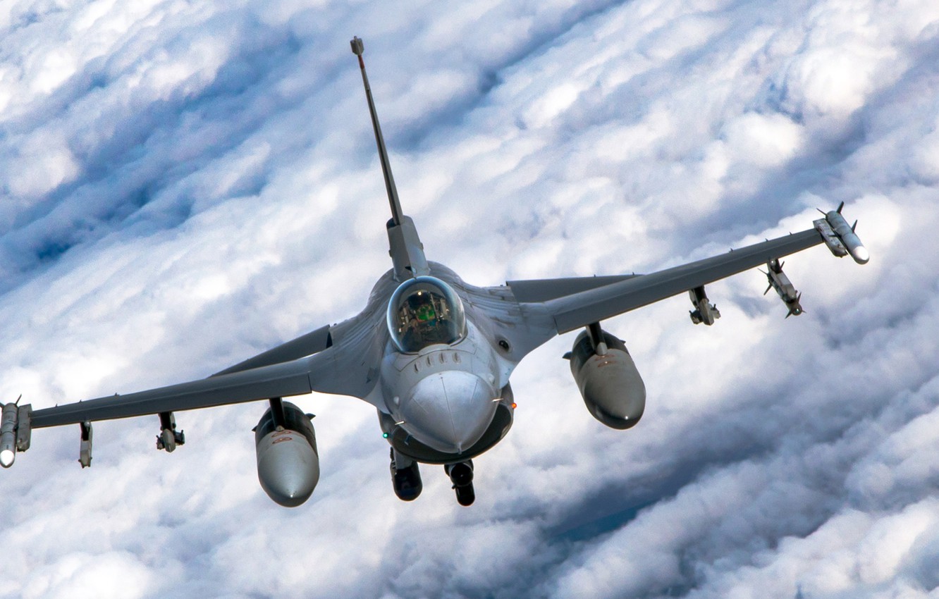 General Dynamics F-16 Fighting Falcon Wallpapers