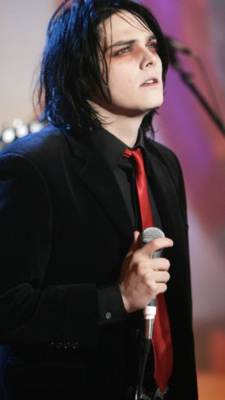 Gerard Way Iphone Wallpapers