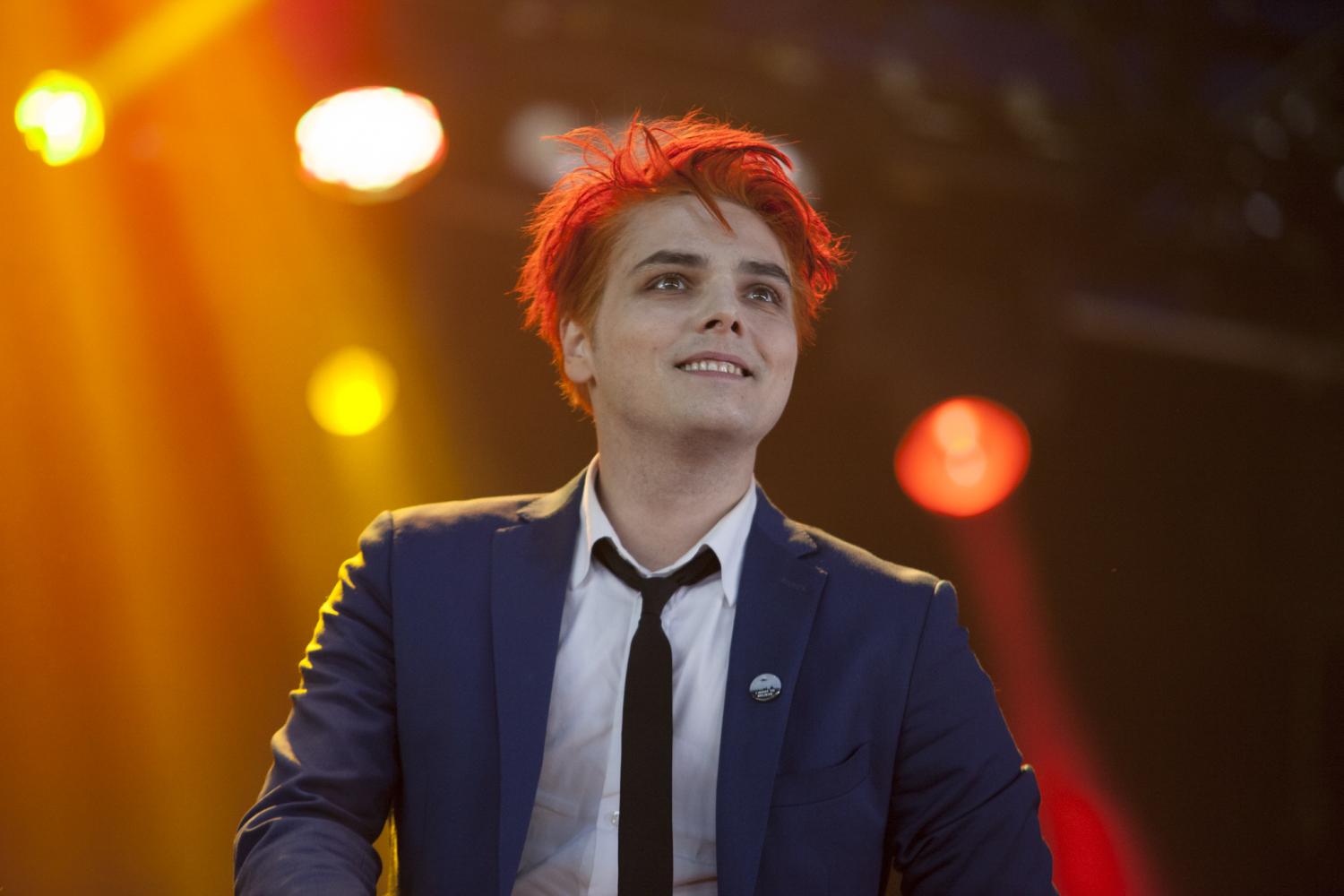 Gerard Way Iphone Wallpapers