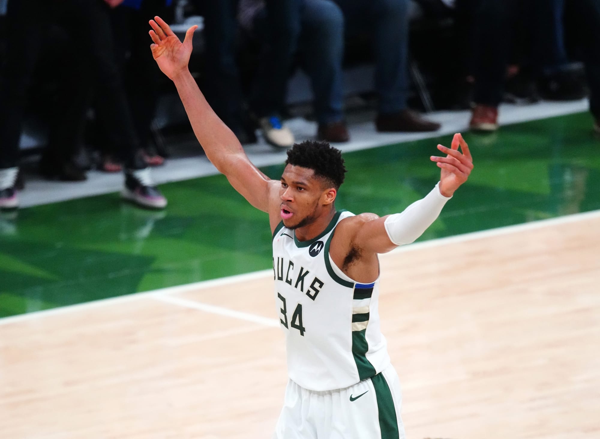 Giannis Antetokounmpo Bucks 2021 Wallpapers