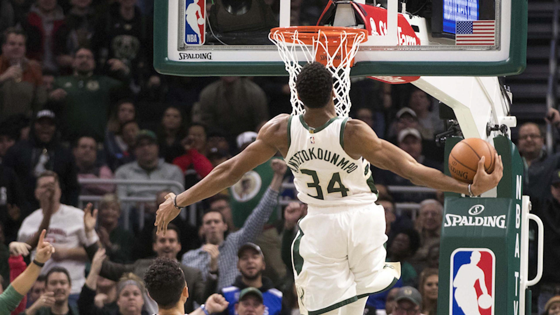 Giannis Antetokounmpo Dunk Wallpapers