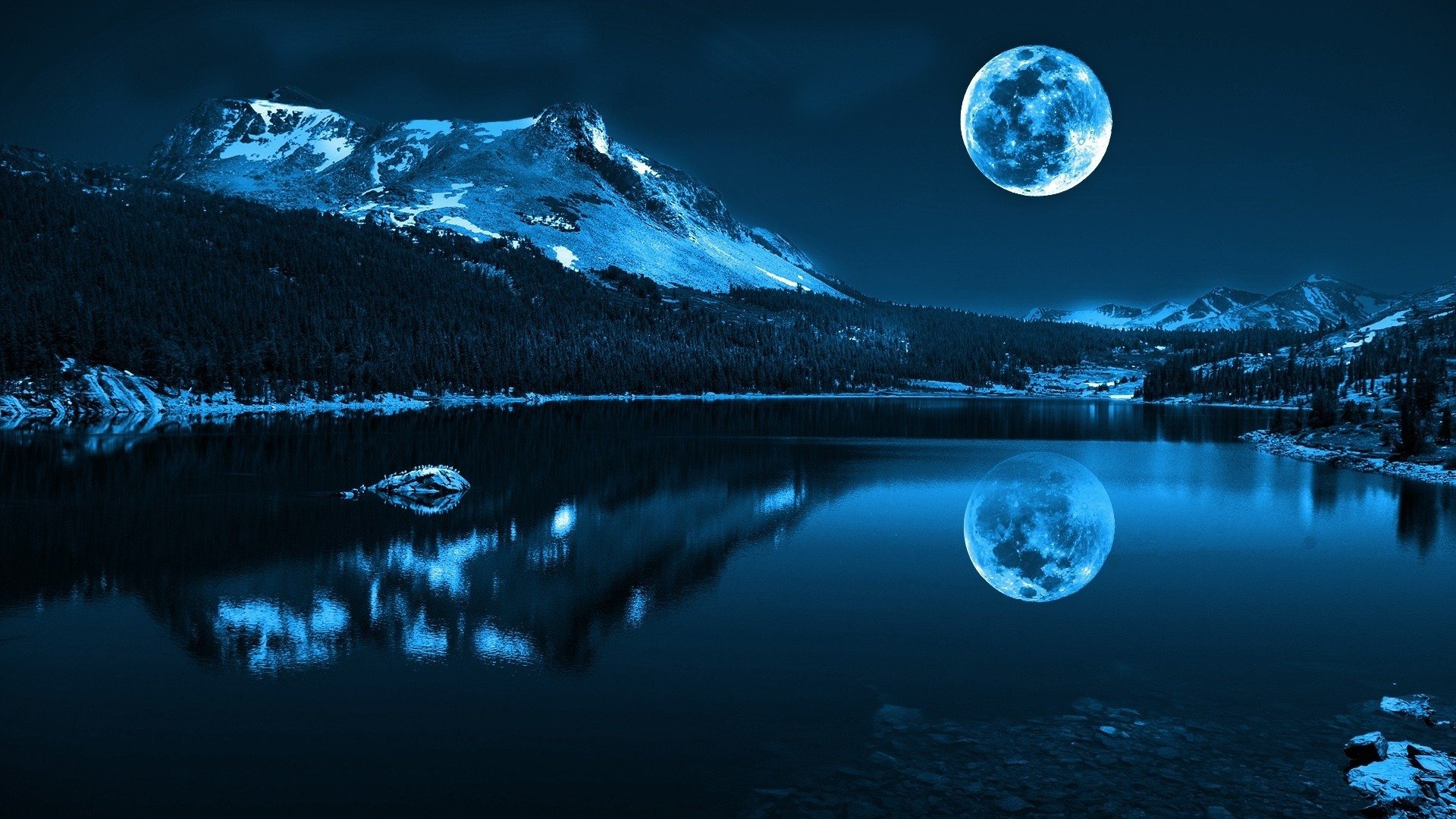 Gibbous Moon Wallpapers