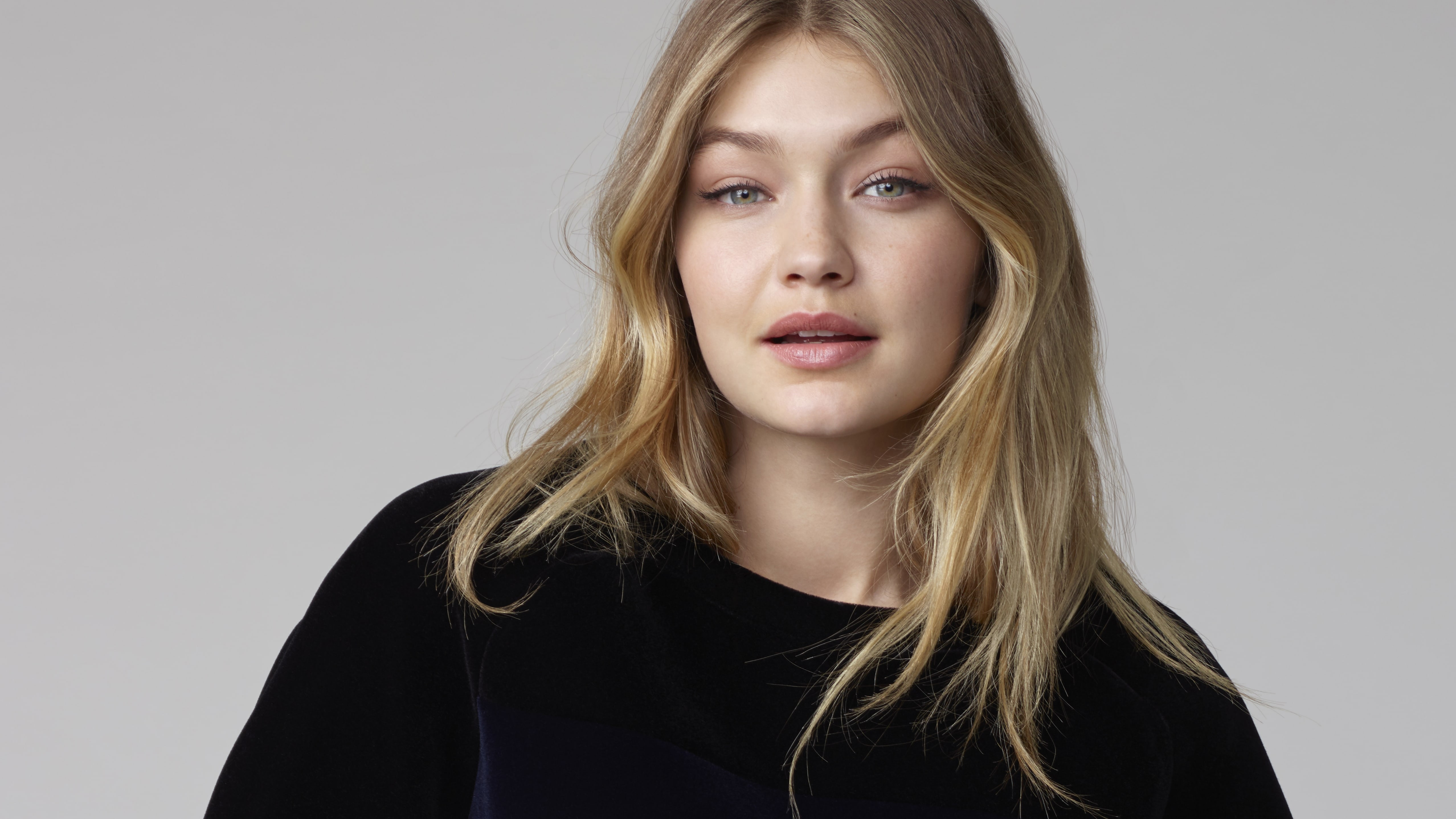 Gigi Hadid Wallpapers