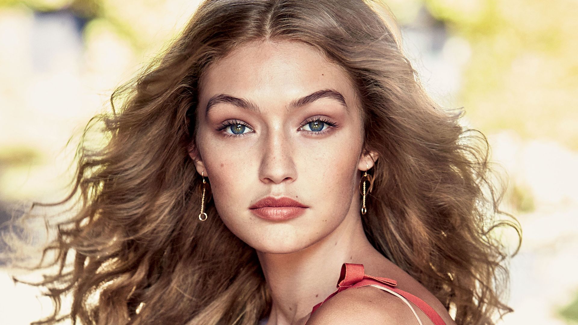 Gigi Hadid Wallpapers