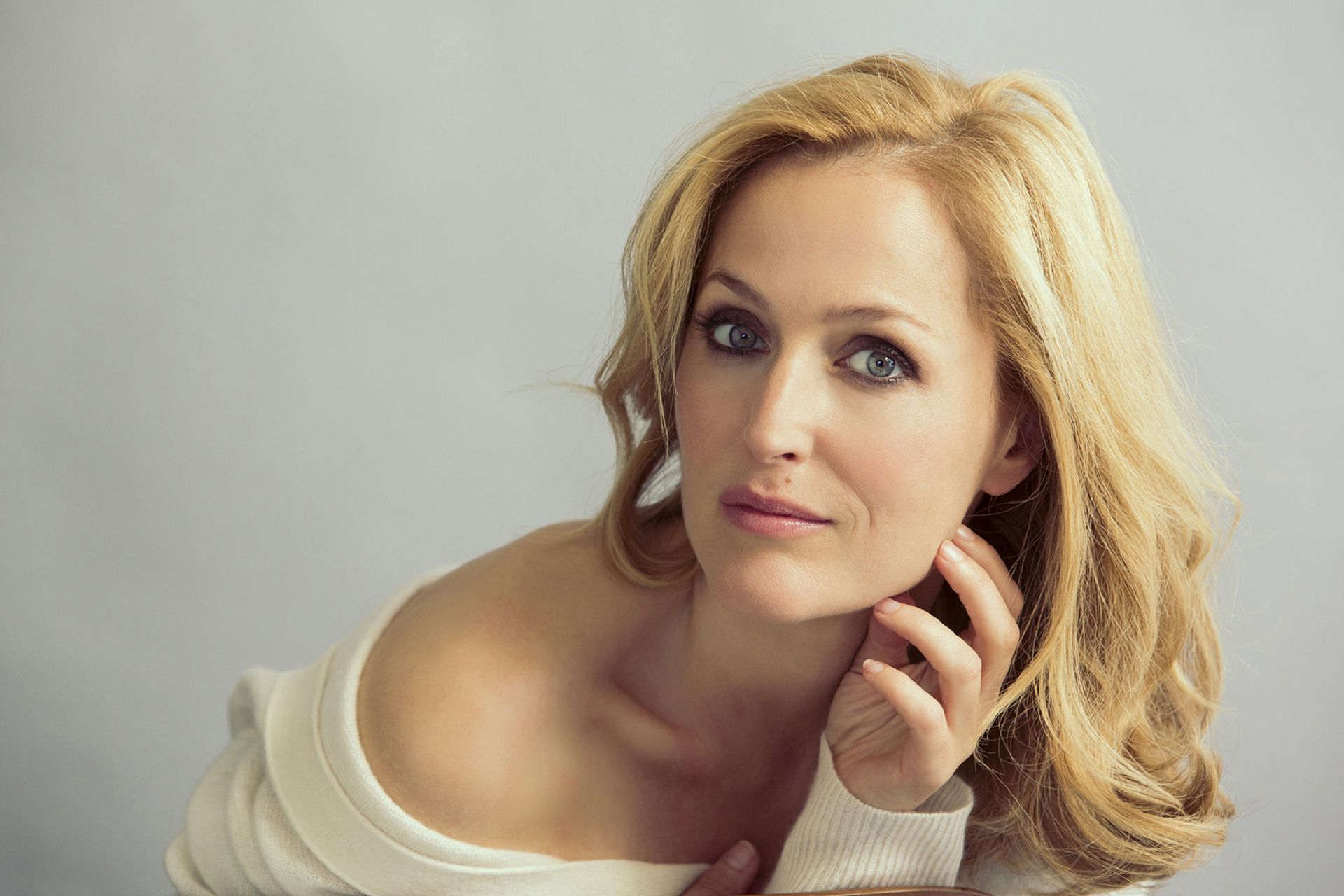 Gillian Anderson 2018 Photoshoot Wallpapers