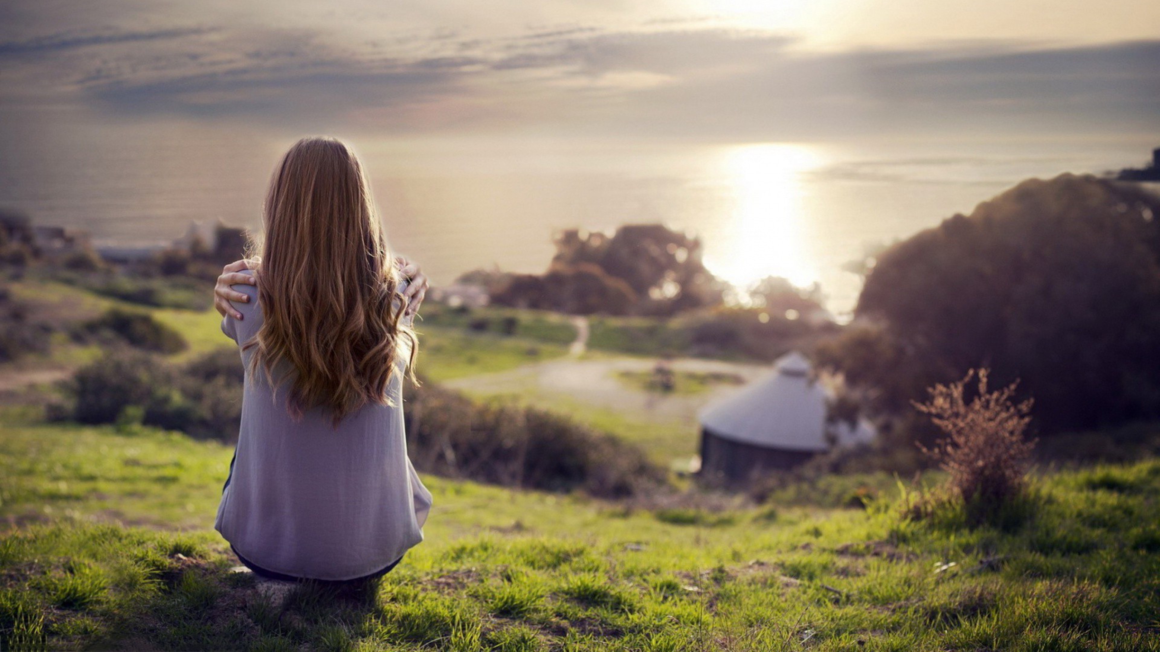 Girl Looking At Sky Wallpapers