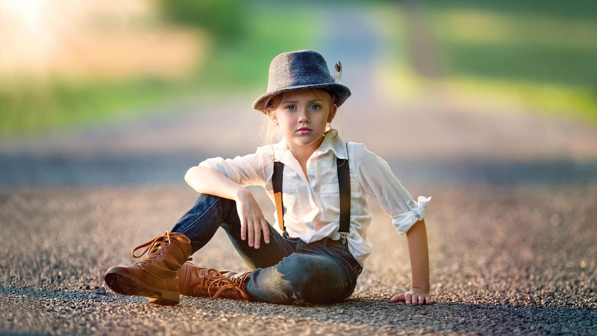 Girl Sitting On The Boy Wallpapers