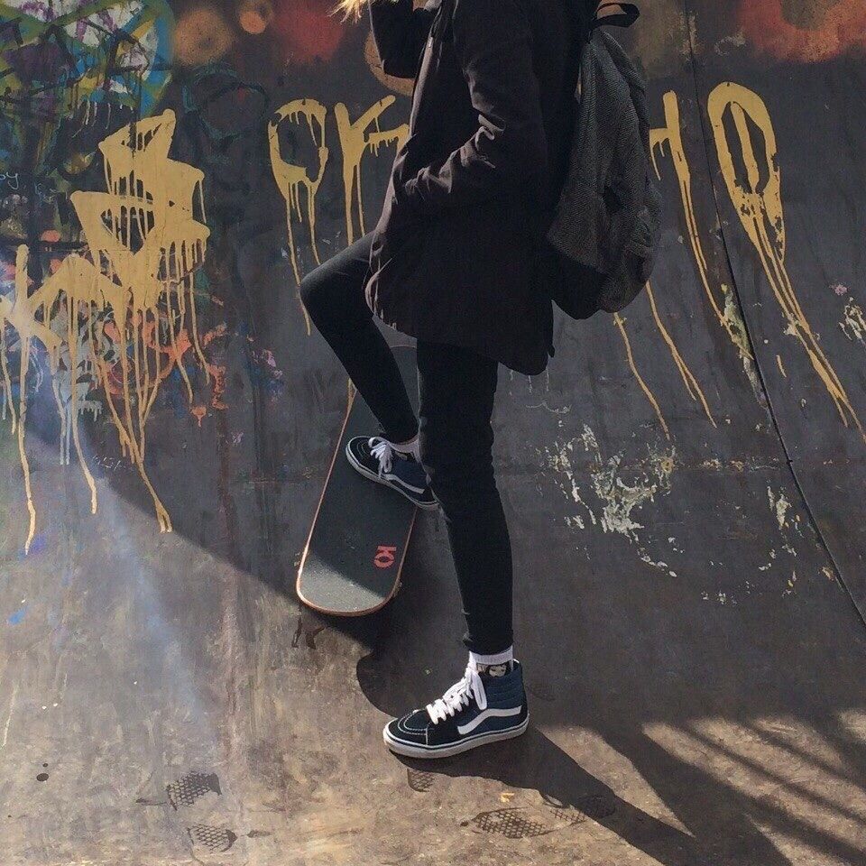 Girl Skate Wallpapers